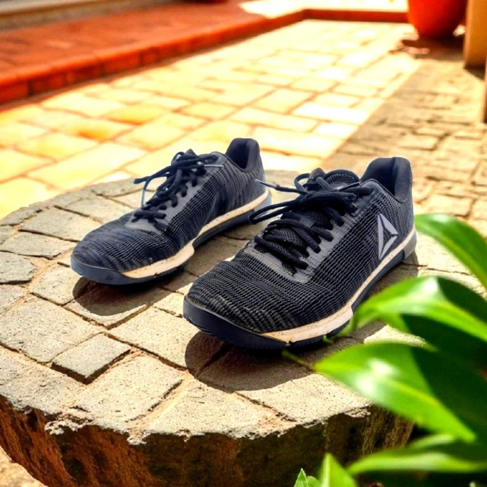 Reebok Reebok Speed TR Flexweave Sz 9 Black Athletic Shoes Size US 9 / IT 39 - 1 Thumbnail