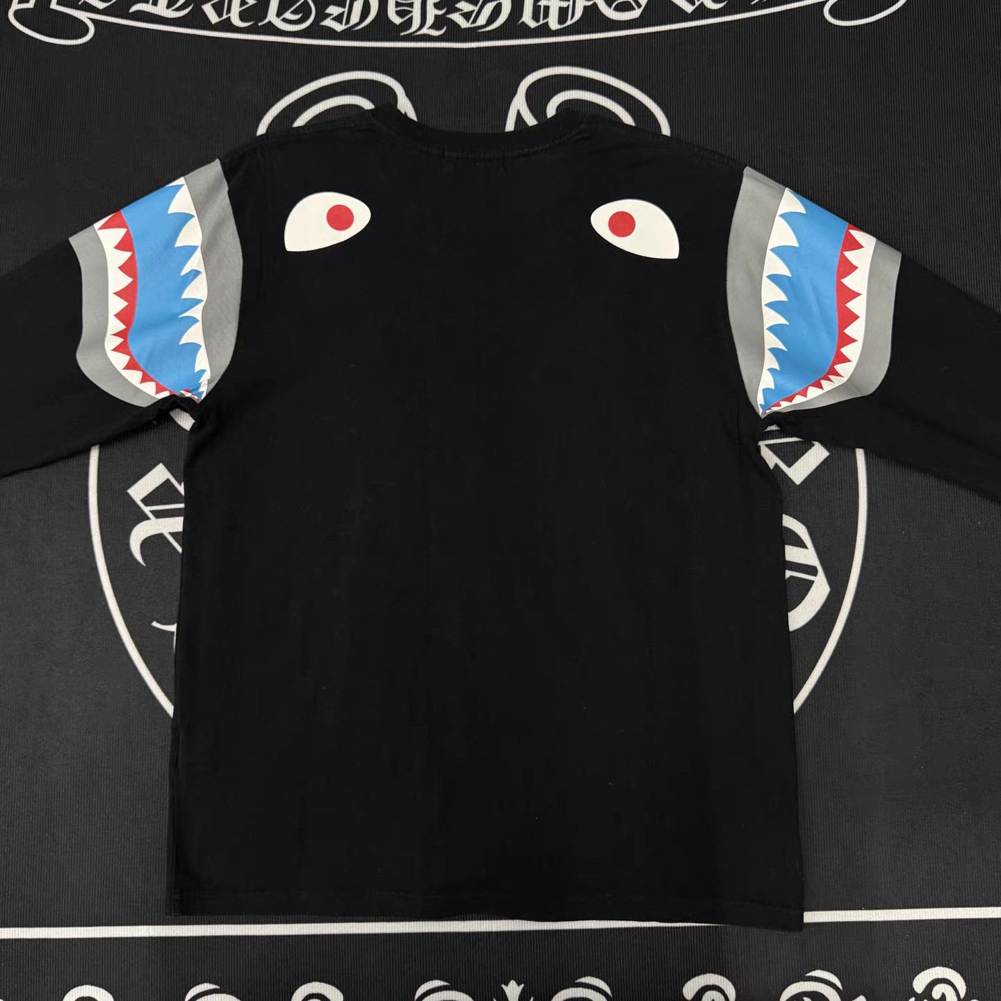 Bape BAPE Black Shark Long Sleeve Base Layer K15 Size US M / EU 48-50 / 2 - 3 Thumbnail
