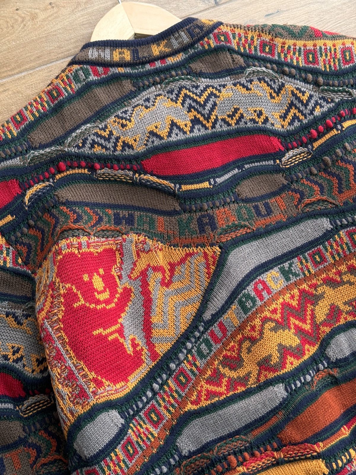 Coogi × Vintage VTG Coogi Pure New Wool Luxury 90’s Walkabout Koala Cardigan Size S / US 4 / IT 40 - 11 Thumbnail