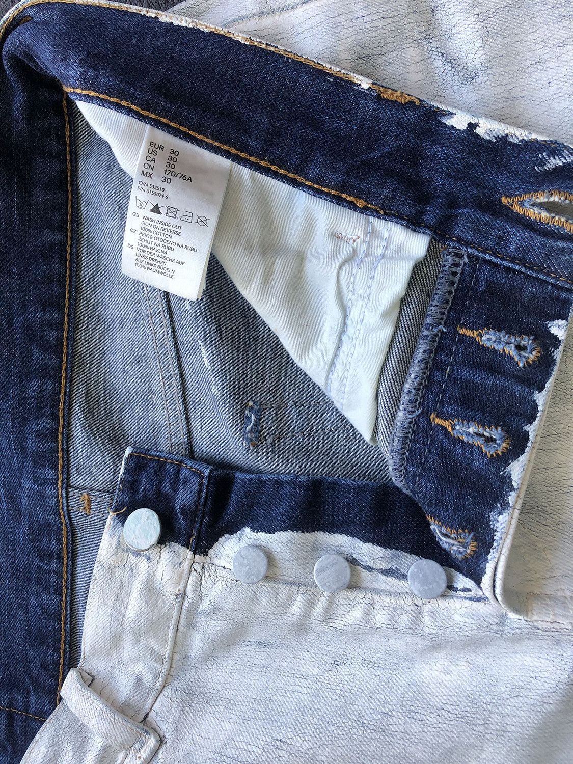 Other Maison Margiela × H&M White Painted Slim Jeans 2012 Size US 30 / EU 46 - 3 Thumbnail