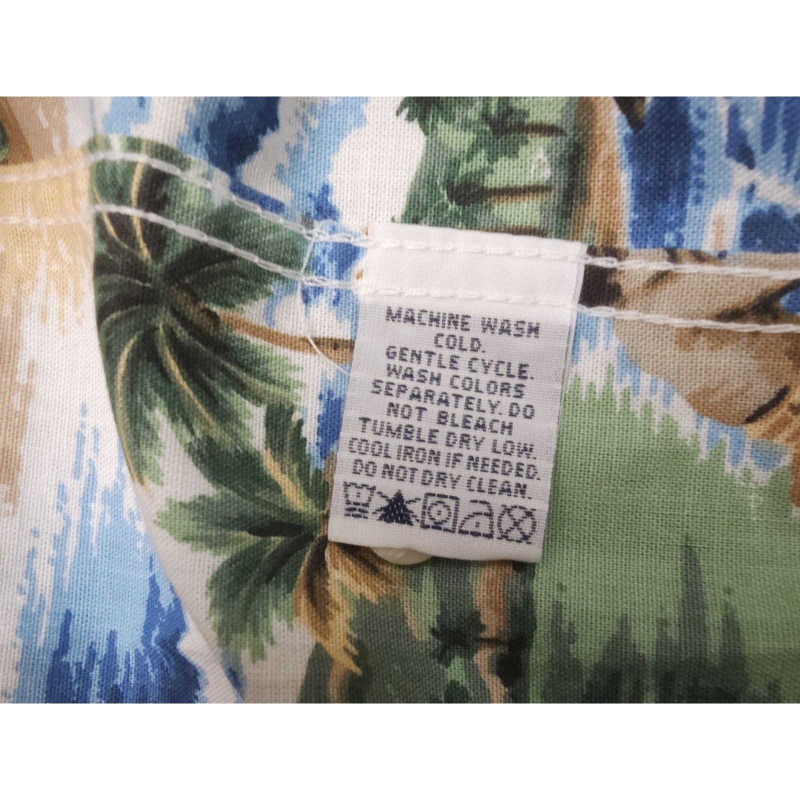 Reyn Spooner Reyn Spooner Hawaiian Ohana Luau Shirt Aloha Button Up M Size US M / EU 48-50 / 2 - 9 Thumbnail