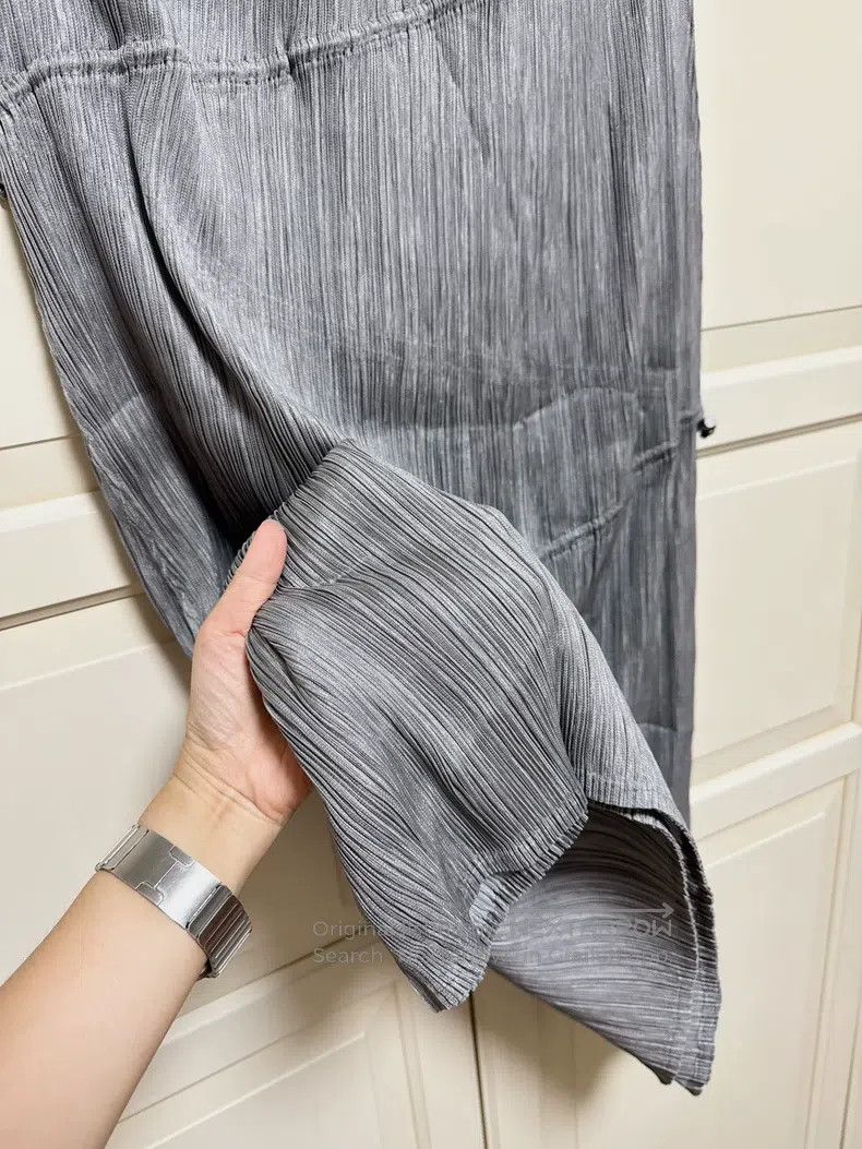 Issey Miyake Issey Miyake Gray Ruched Midi Skirt Size 26" / US 2 / IT 38 - 5 Thumbnail
