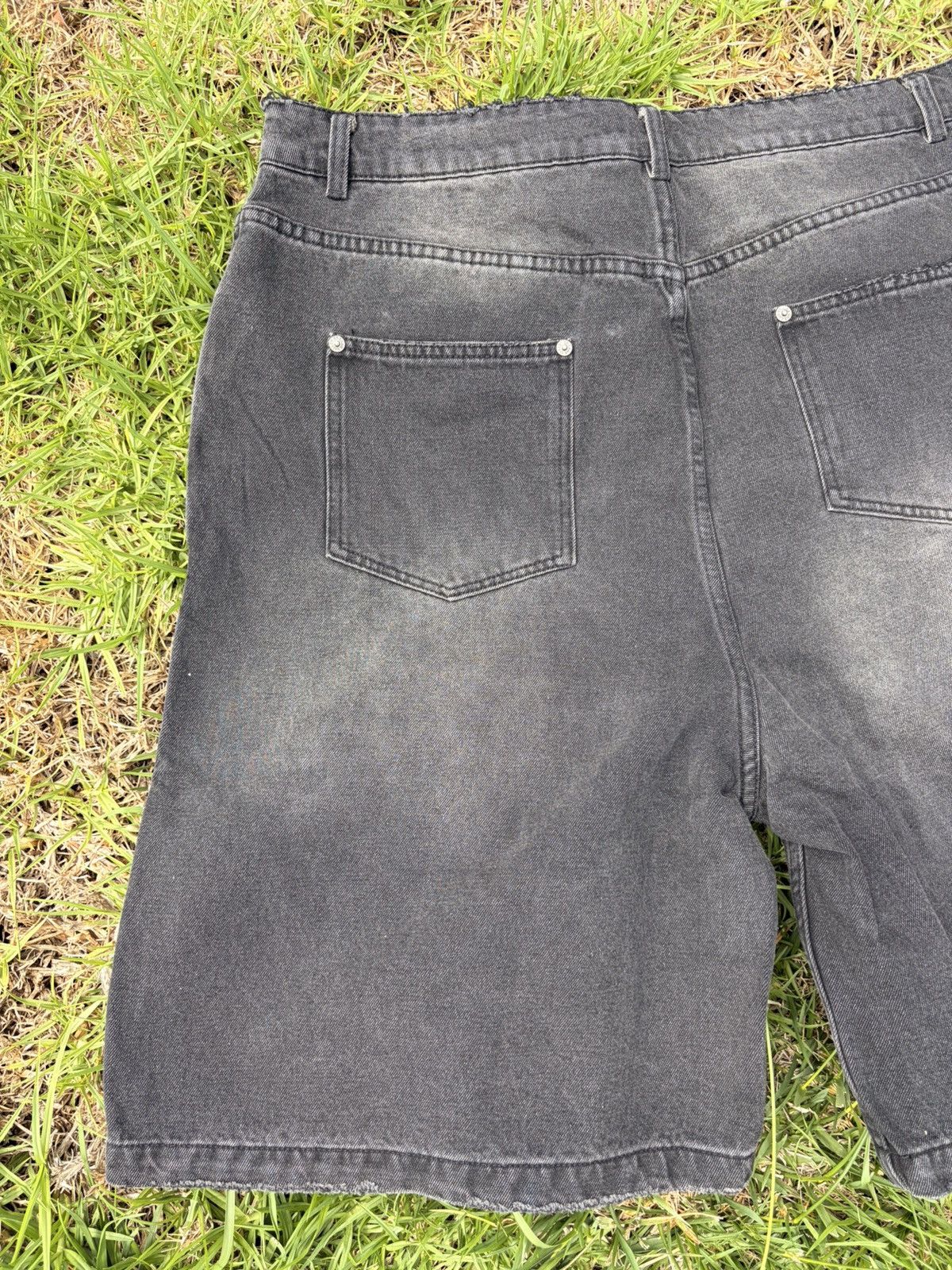 Vale Vale Forever Dream Jorts Size US 34 / EU 50 - 15 Thumbnail