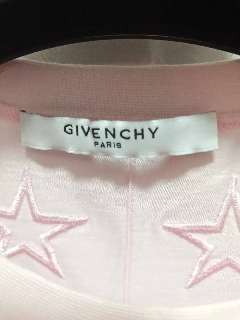 Givenchy Givenchy Five-pointed Star Embroidered Pink Short Sleeve T Size US L / EU 52-54 / 3 - 4 Thumbnail