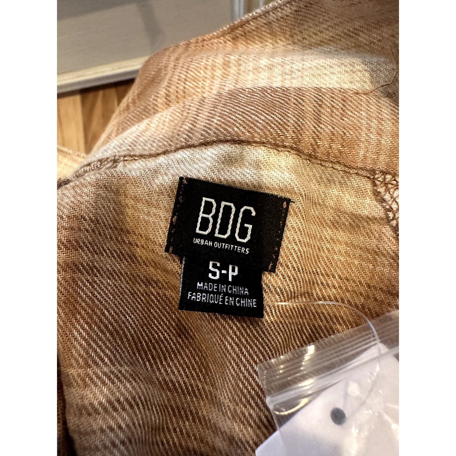 Bdg BDG Urban Outfitters Plaid High Low Button Up Brown Cream S Size S / US 4 / IT 40 - 9 Thumbnail