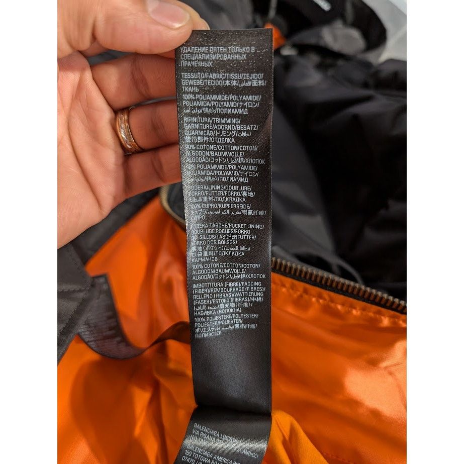 Balenciaga o1rshd1 Bomber Nylon In Black Size US L / EU 52-54 / 3 - 19 Thumbnail