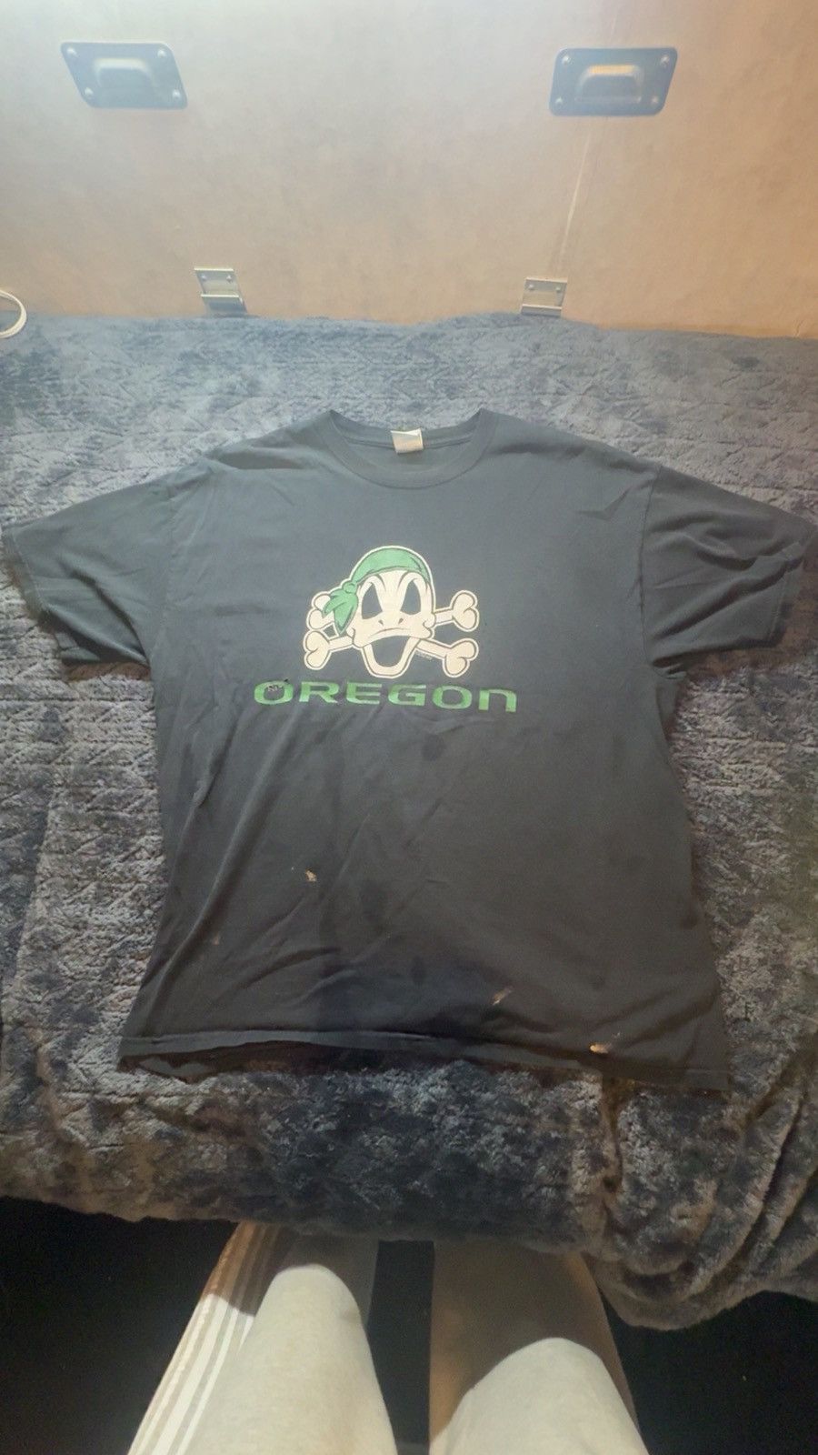 Gildan Very rare Vintage y2k Oregon Ducks x Disney graphic tee Size US L / EU 52-54 / 3 - 1 Thumbnail