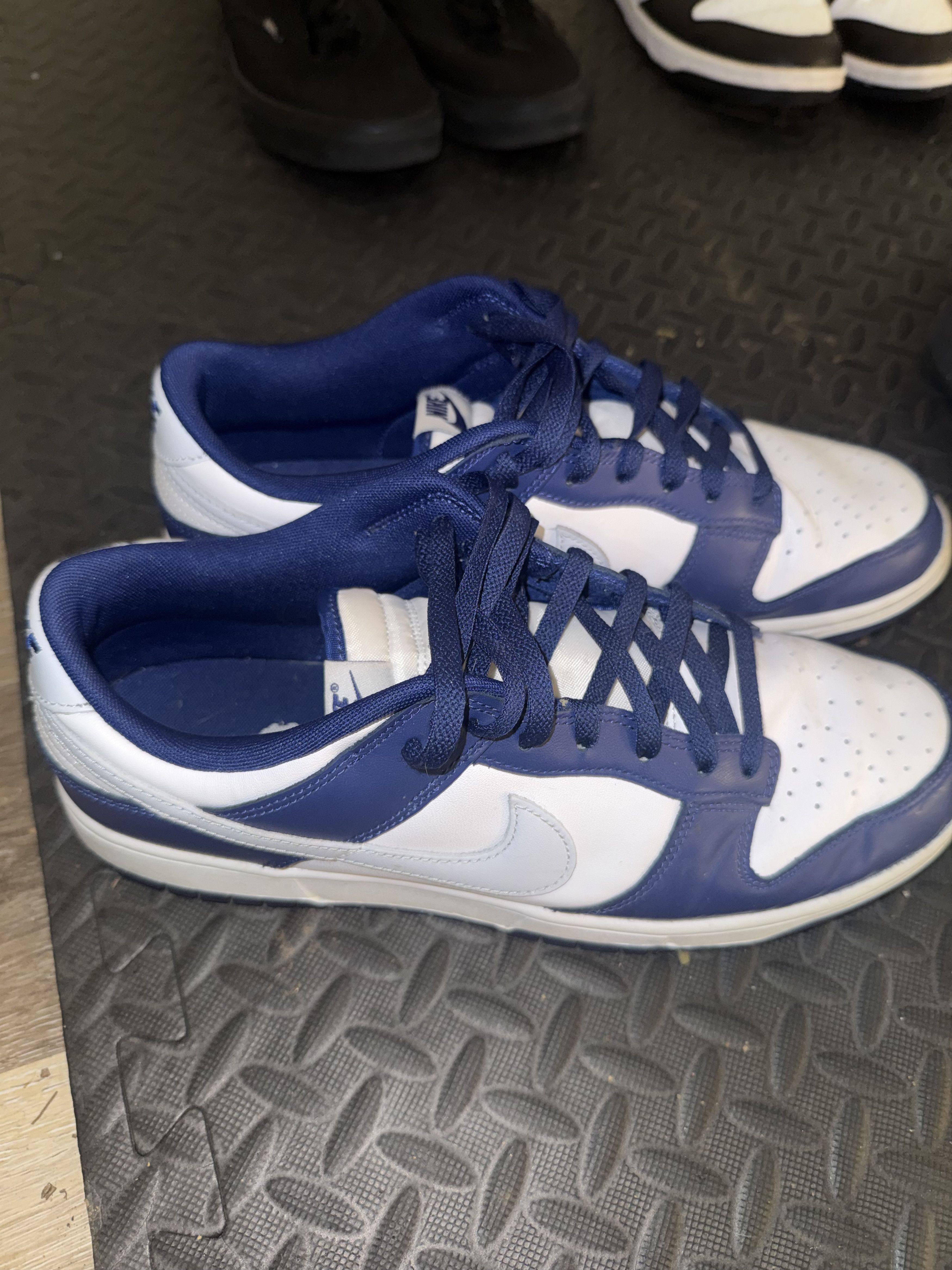 Nike Nike Dunks Purple Size US 12 / EU 45 - 2 Thumbnail