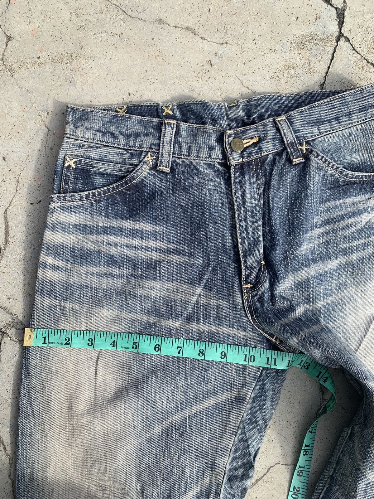 Lee Vintage 90s Flared Lee Faded Blue Jeans. Size US 31 - 8 Thumbnail