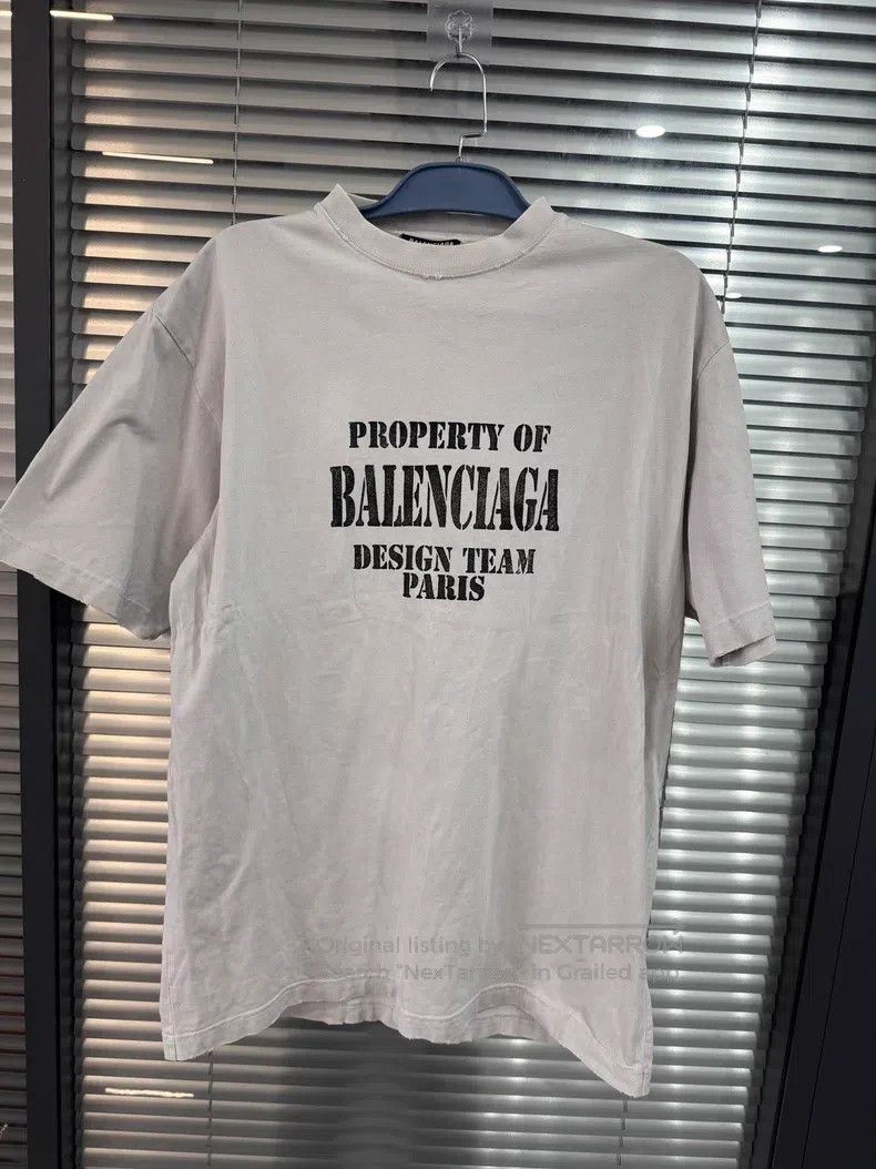 Balenciaga Balenciaga White Ripped Slogan Short Sleeve T-Shirt Size US XS / EU 42 / 0 - 1 Thumbnail