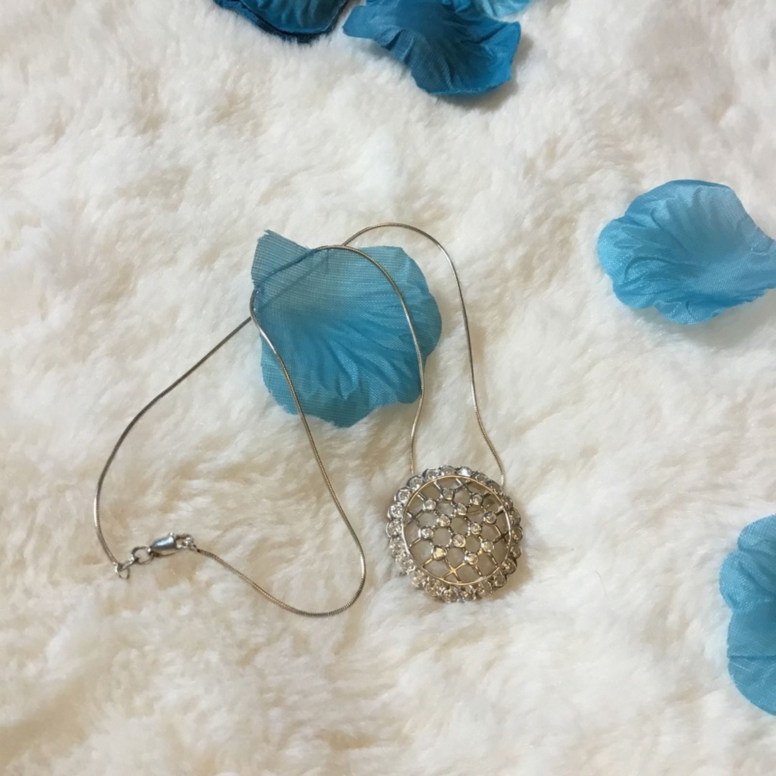 Other Sterling Silver Round Crystal Raindrop Pendant Necklace Size ONE SIZE - 10 Thumbnail