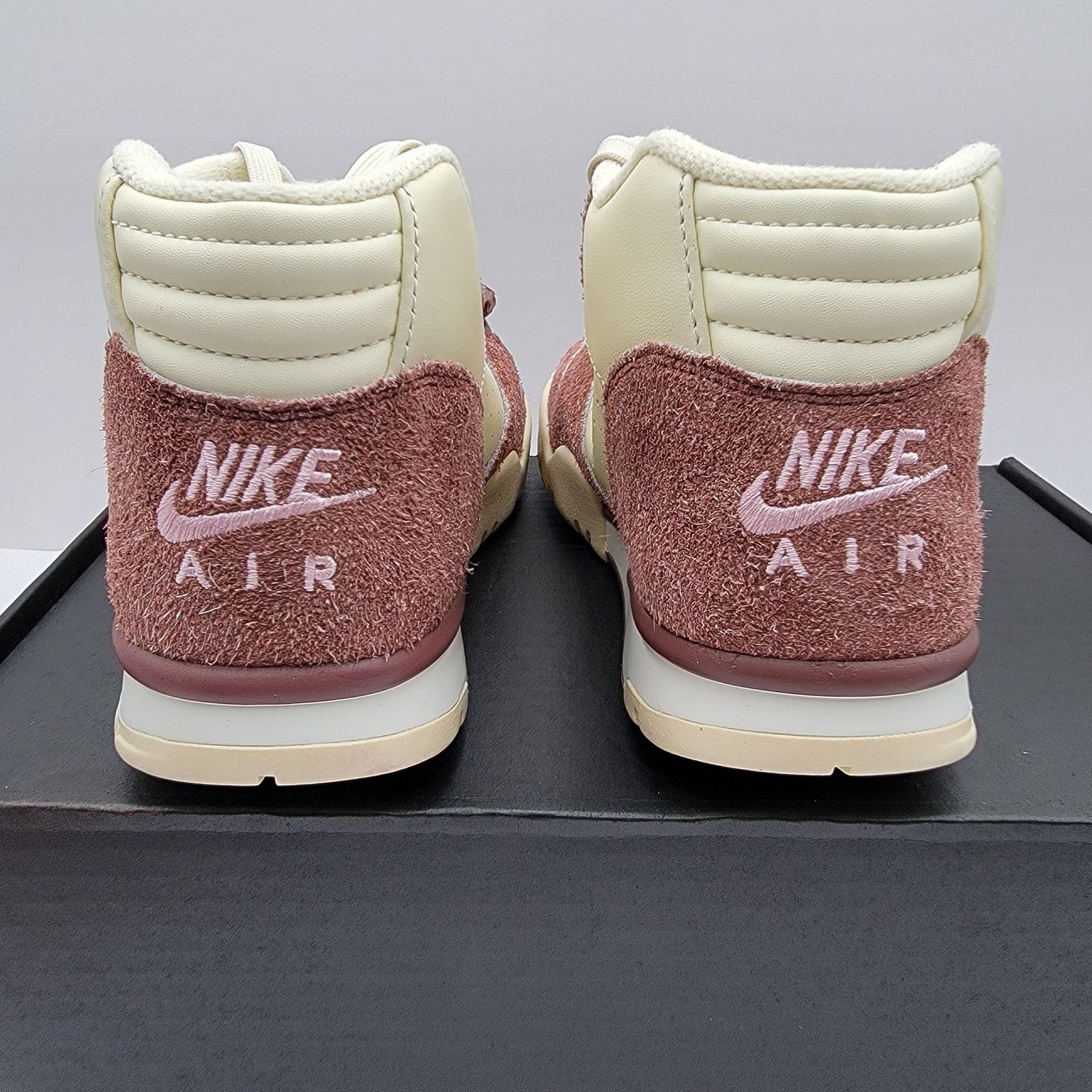 Nike Nike Air Trainer 1 Valentine's Day-Sz 6-DM0522 201 (187) Size US 6 / EU 39 - 4 Thumbnail