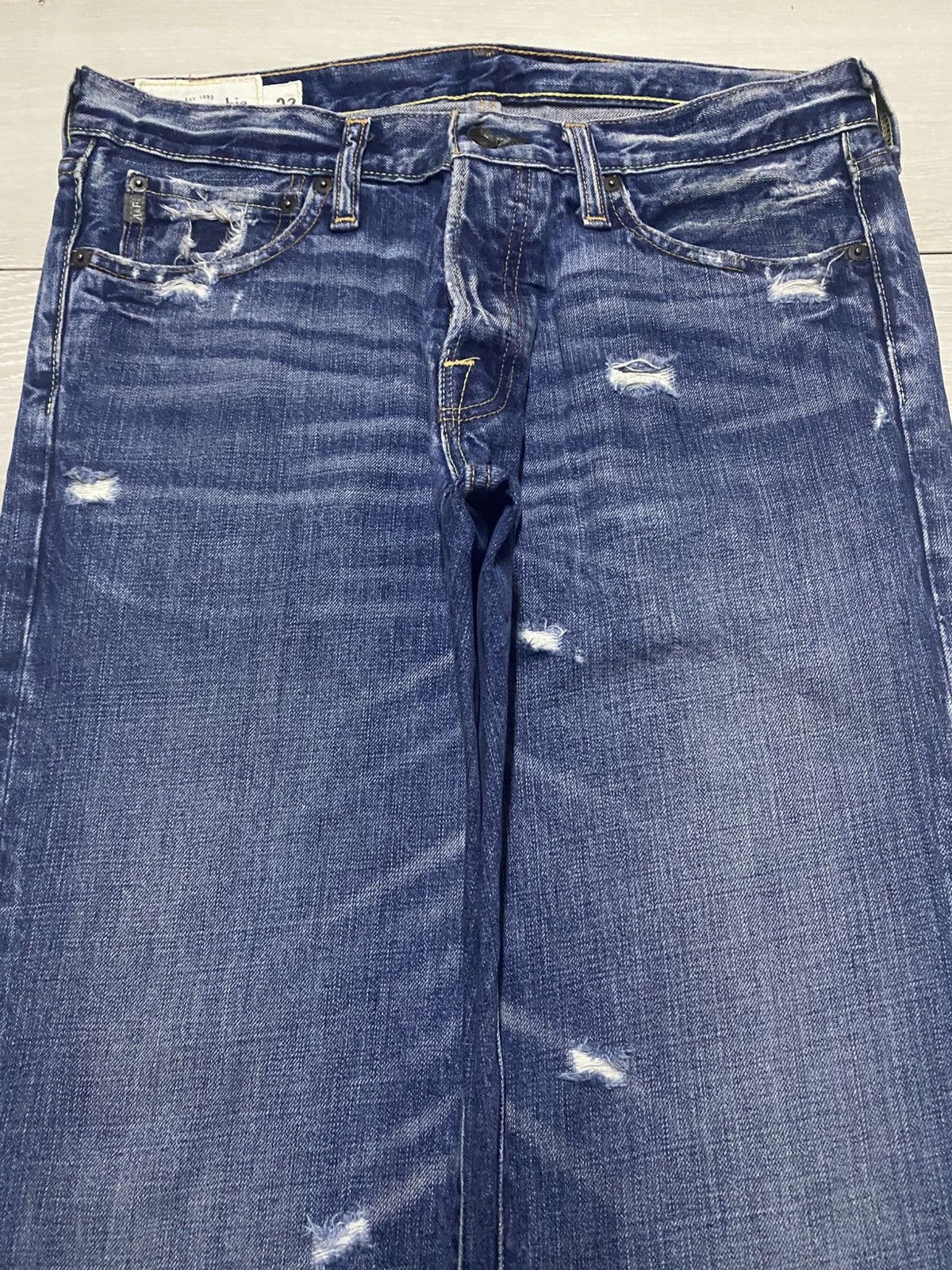 Neighborhood Ambercrombie & Fitch Faded Wash Distressed Baggy Jeans Size US 34 / EU 50 - 3 Thumbnail