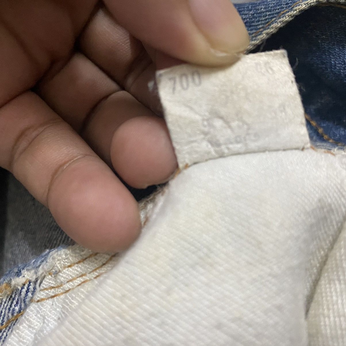 Levi's × Levi's Vintage Clothing Rare Early 80's Vintage 501 Levis Button Jeans Single Stitch Size US 31 - 8 Thumbnail