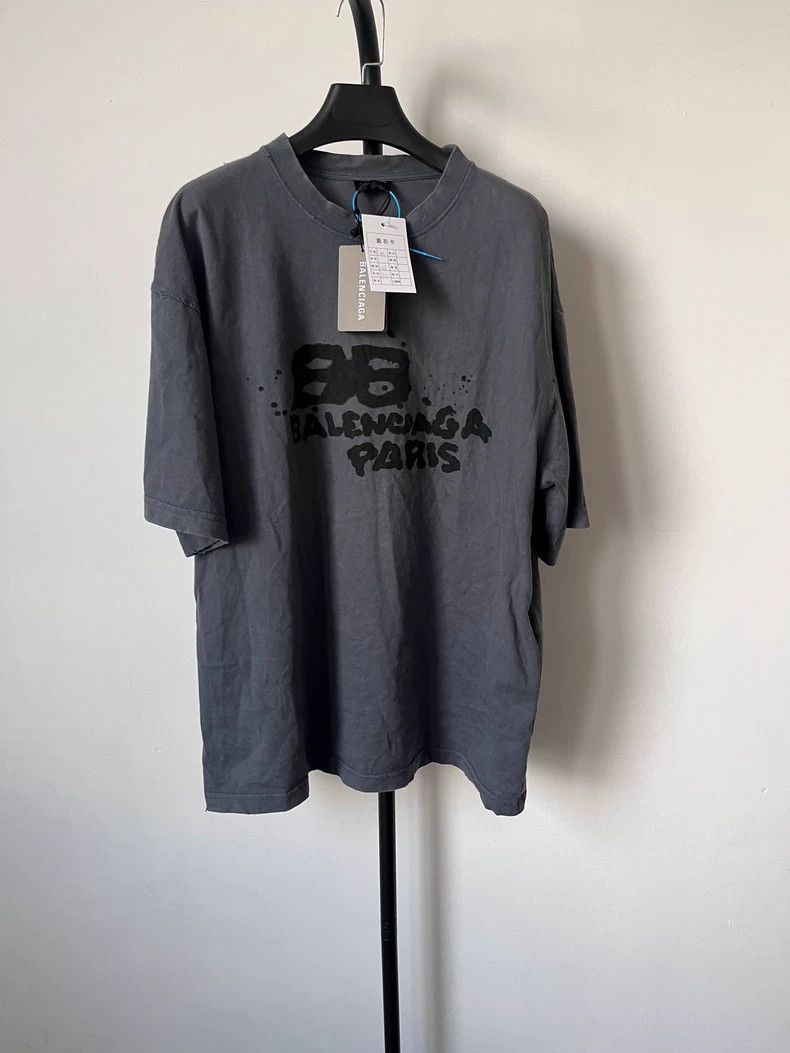 Balenciaga Balenciaga Letter Print Casual Round Neck Short Sleeve T-S Size US M / EU 48-50 / 2 - 1 Thumbnail