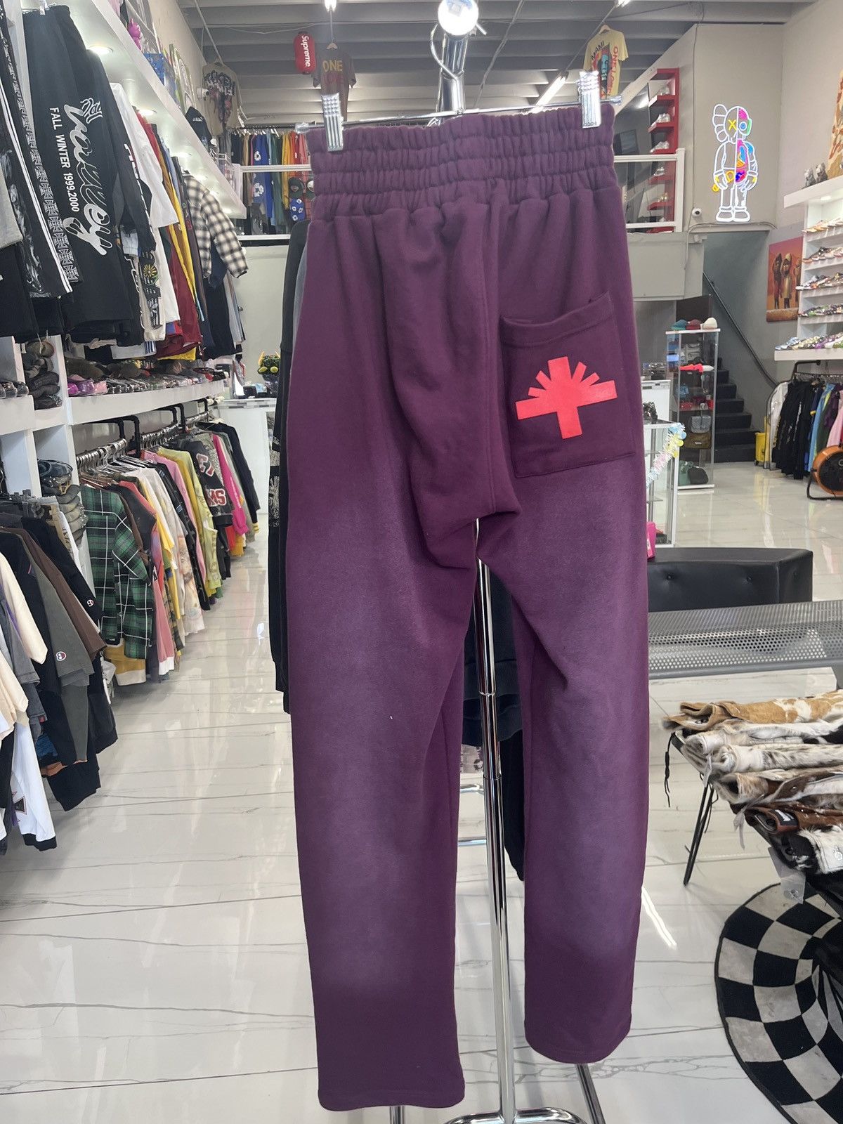 Vertabrae Sweats Maroon & Res Size US 32 / EU 48 - 2 Thumbnail