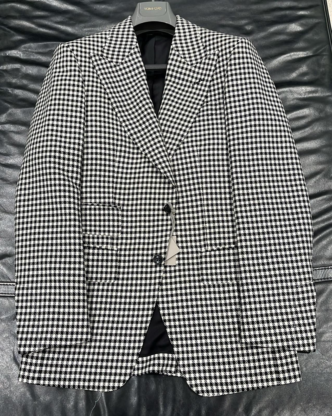 Tom Ford o1loc1c0126 JHAP01 Jacket in White/Black Size US M / EU 48-50 / 2 - 1 Thumbnail