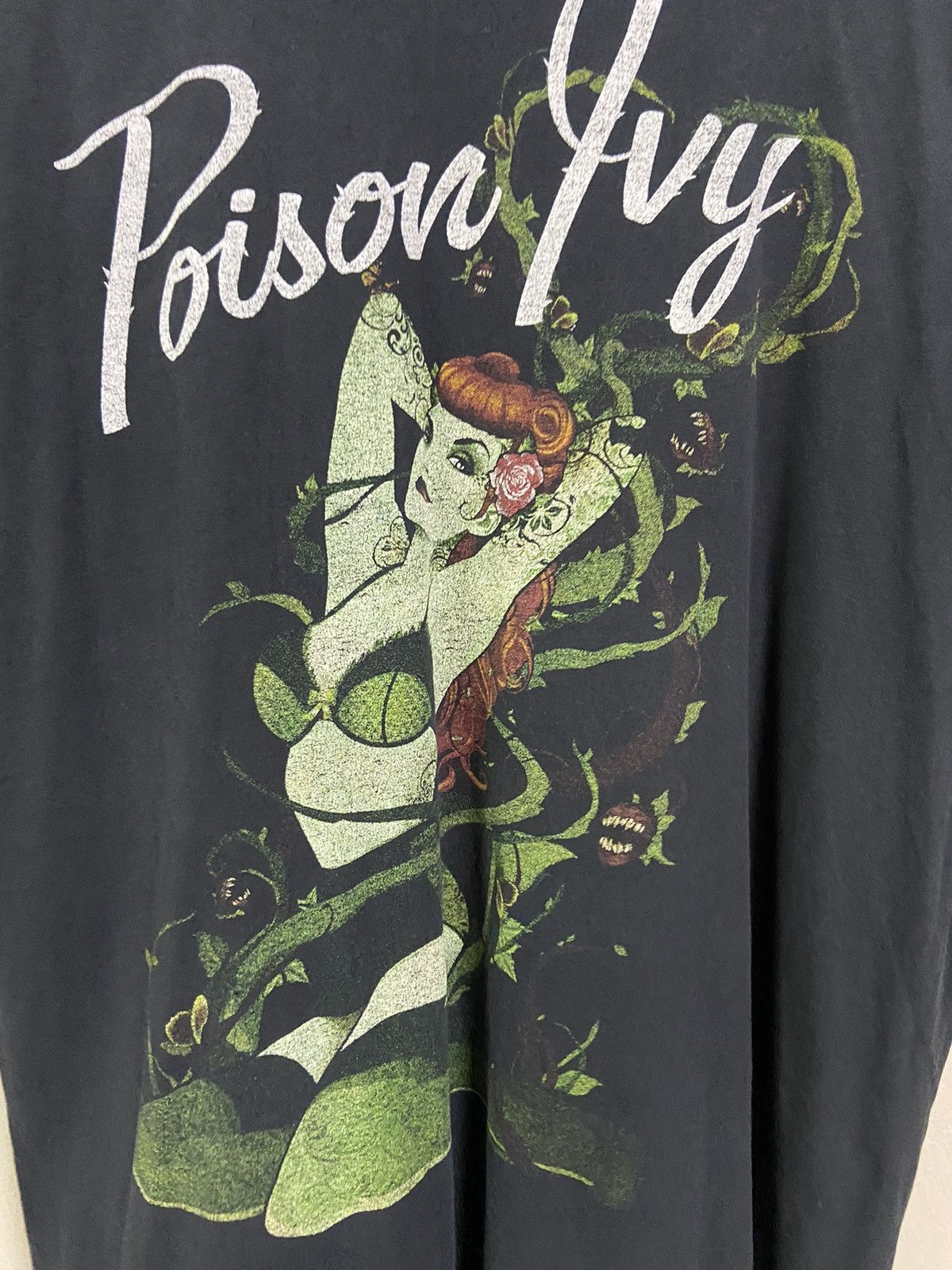DC Comics DC comics poison ivy graphic tee Size US L / EU 52-54 / 3 - 2 Thumbnail