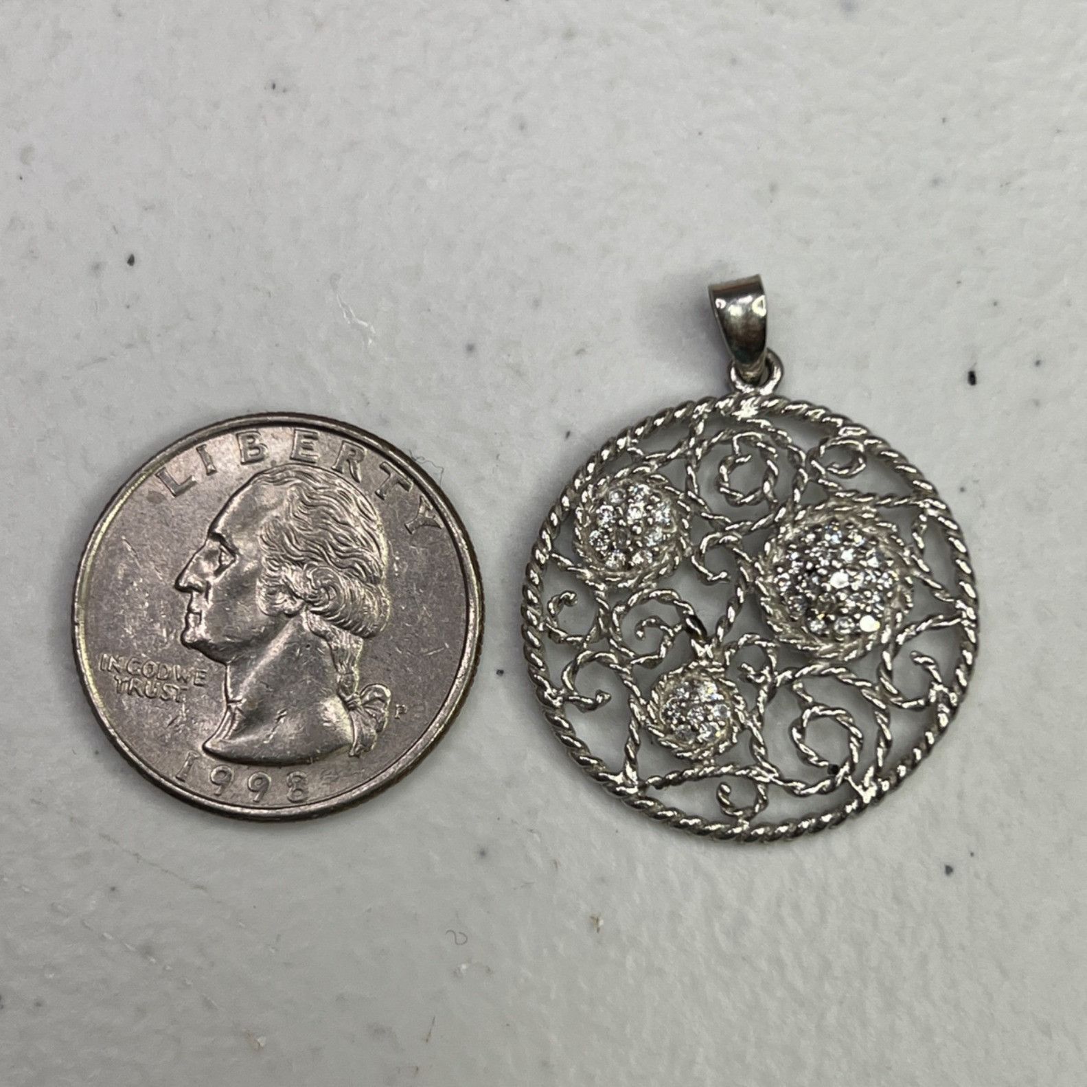 Designer Sterling Silver Filigree Pendant With Floral Design Size ONE SIZE - 5 Thumbnail