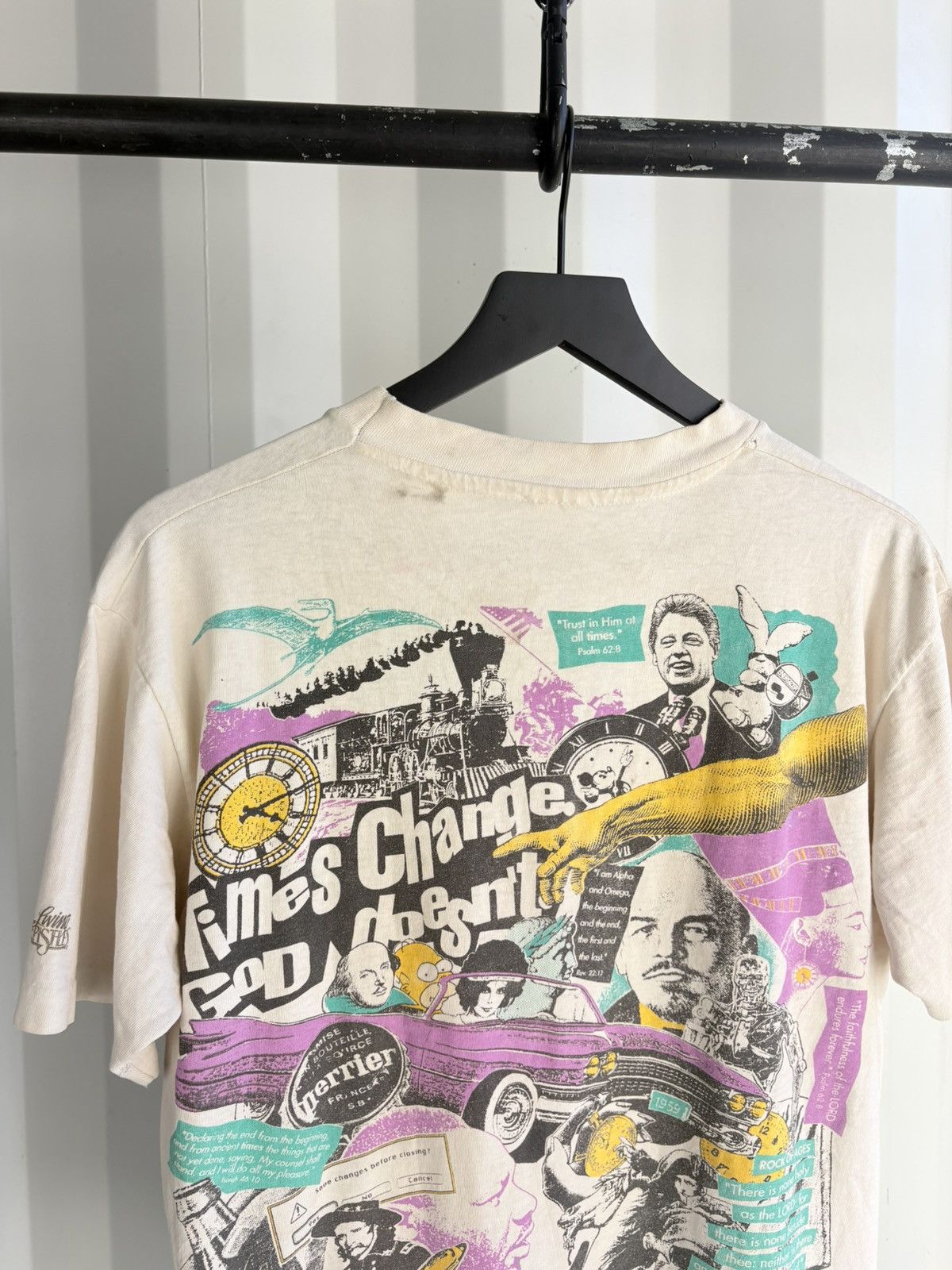 Vintage Thrashed Jesus Times Change God Doesnt Epistles Shirt GRUNGE Size US L / EU 52-54 / 3 - 5 Thumbnail
