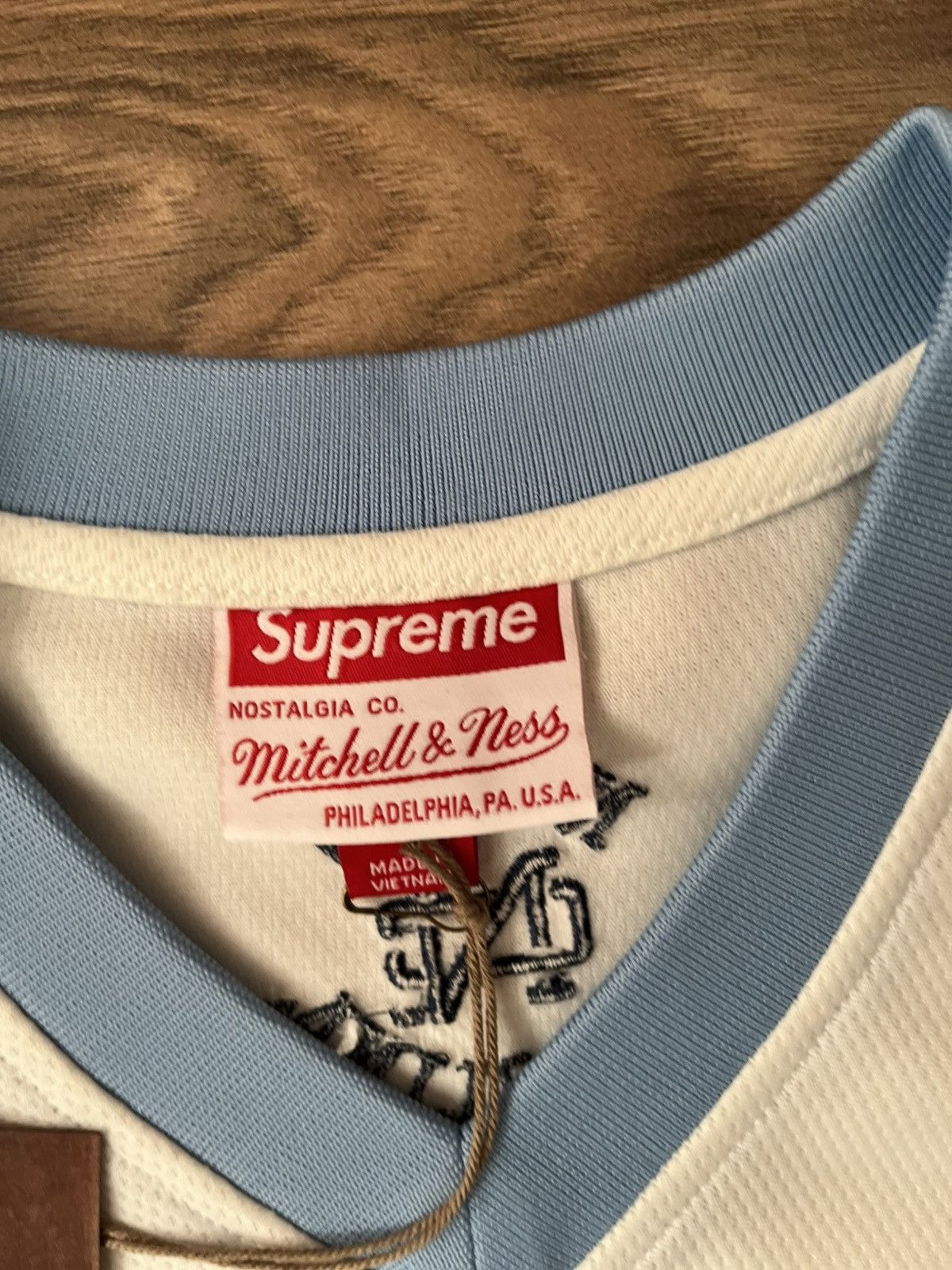Mitchell & Ness × NCAA × Supreme Supreme Mitchell & Ness NCAA Hockey Jersey Size US XL / EU 56 / 4 - 15 Thumbnail