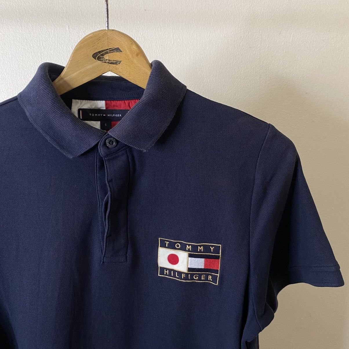 Tommy Hilfiger Vintage Tommy Hilfiger Japan Flag Chief Keef Style Polo Tee Size US M / EU 48-50 / 2 - 2 Thumbnail
