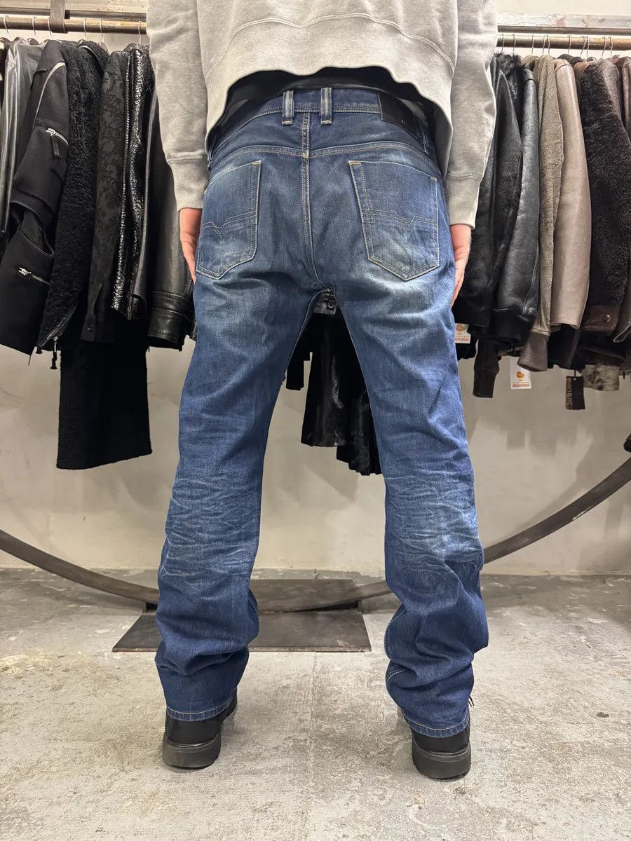 Diesel 2000s Diesel Blue Faded Denim Jeans Size US 34 / EU 50 - 3 Thumbnail