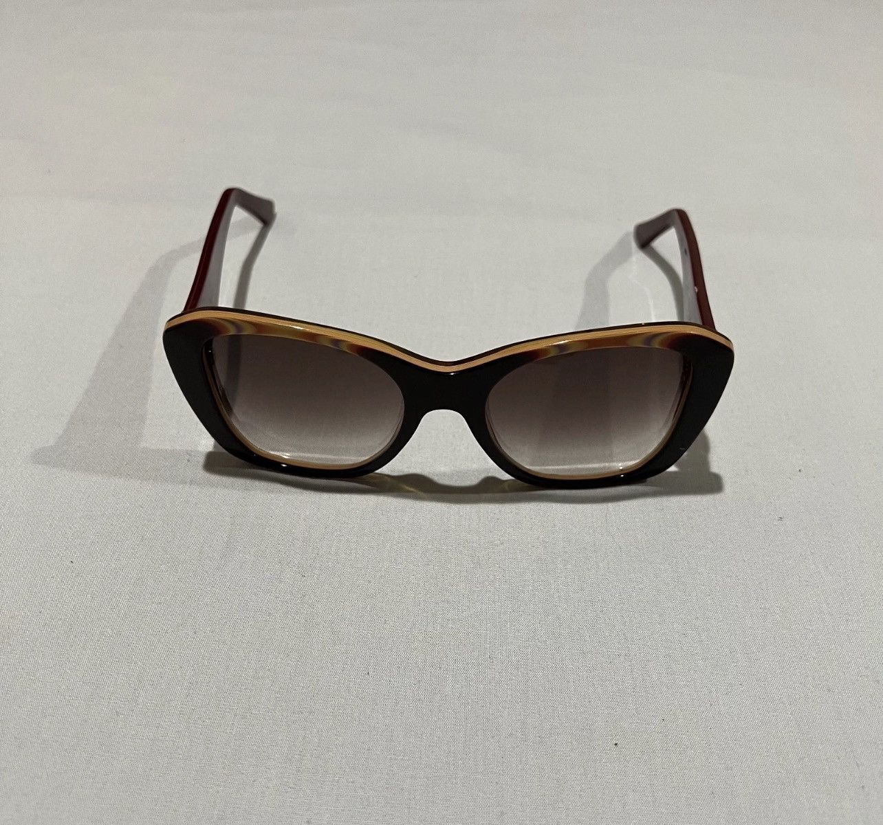 Cartier Cartier Paris Maroon Gradient Full Rim Cat-Eye Sunglasses Size ONE SIZE - 1 Thumbnail