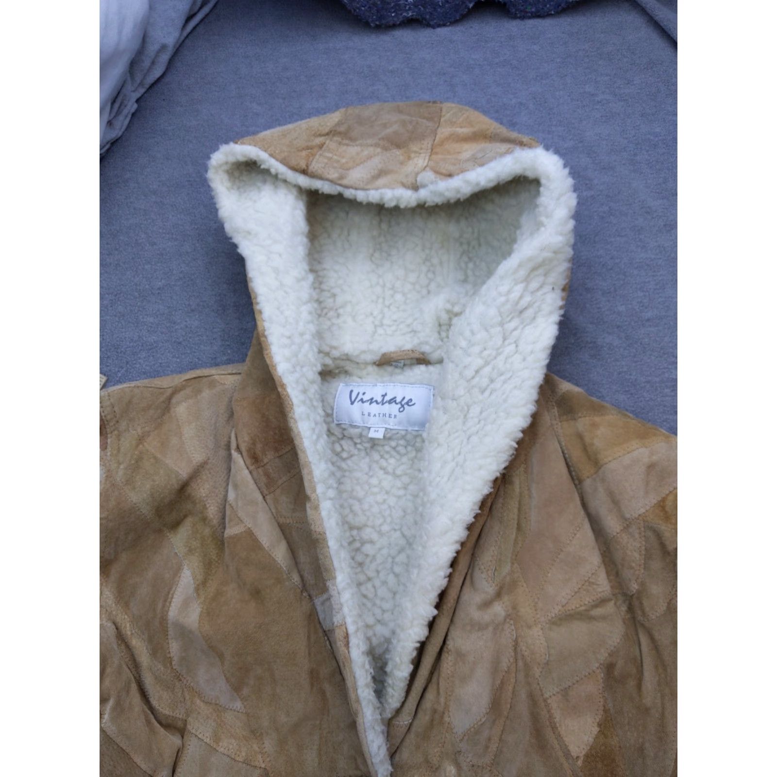 Vintage VINTAGE Leather Coat Womens M Beige Hooded Patchwork Shearling Lined Parka Size M / US 6-8 / IT 42-44 - 5 Thumbnail