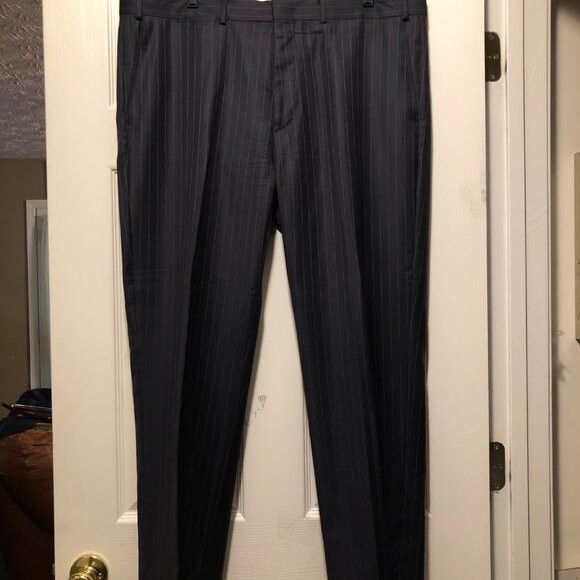 Saks Fifth Avenue Saks fifth avenue men's navy 100%wool 2pc suit size:46R Size 46R - 15 Thumbnail