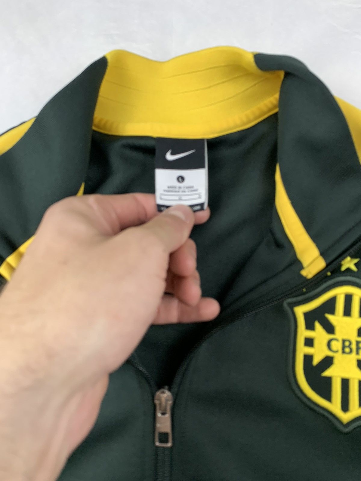 Nike Vintage Nike Brasil Football Soccer Track Jacket Size US L / EU 52-54 / 3 - 5 Thumbnail