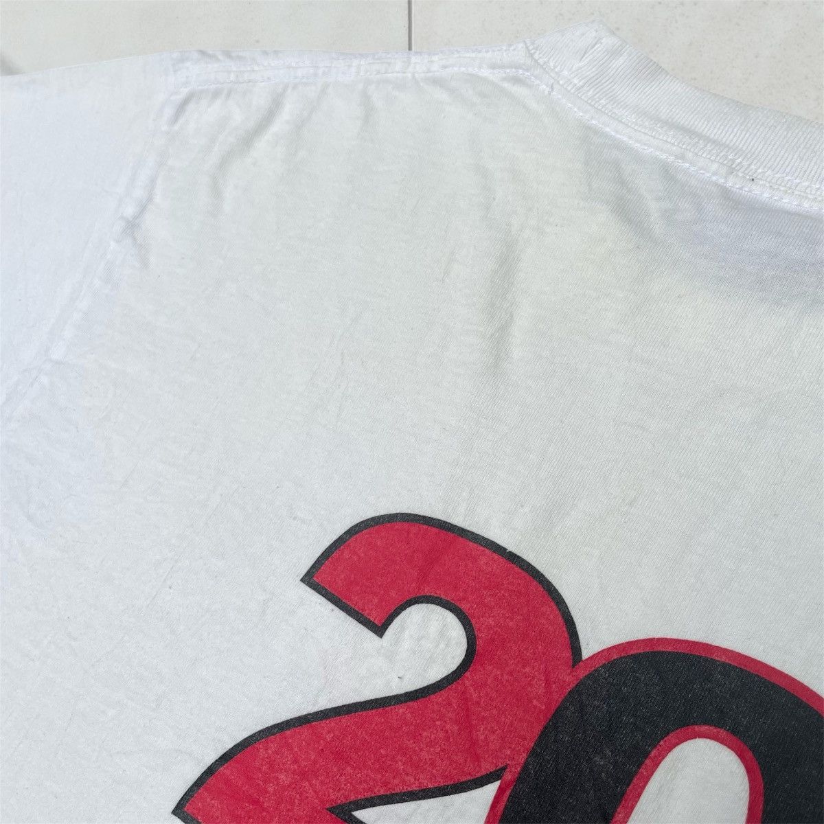 Japanese Brand MEDIUM RARE 2001 Japan Graphic T shirt Size US L / EU 52-54 / 3 - 11 Thumbnail