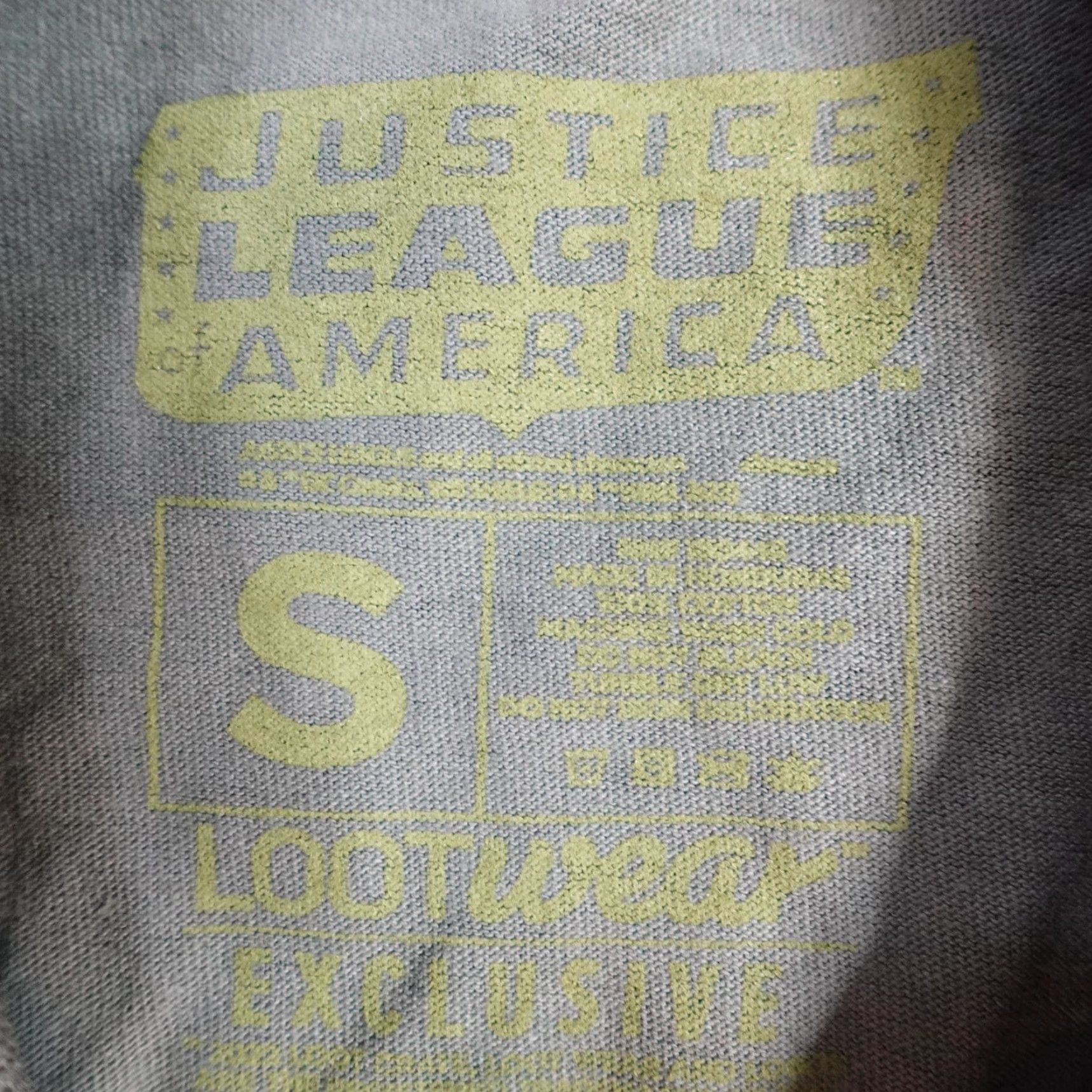 Vintage Loot Crate The Swamp Thing Shirt Green JLA Exclusive Small Short Sleeve Crew Neck Mens S Cotton Jersey T-Shirt Size US S / EU 44-46 / 1 - 3 Thumbnail