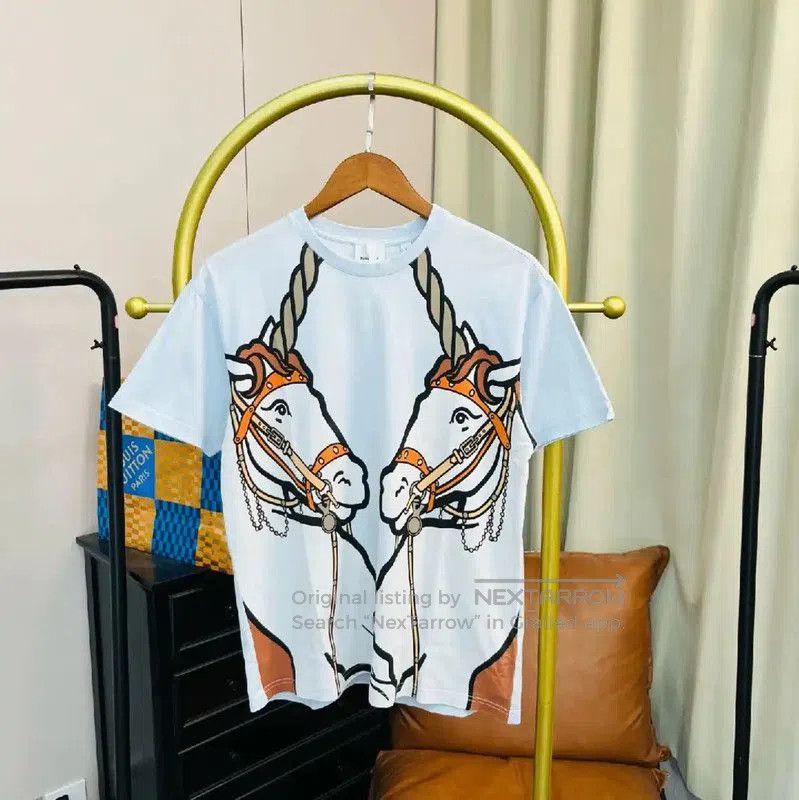 Burberry Light Blue Cotton T-Shirt with Horse Design.
