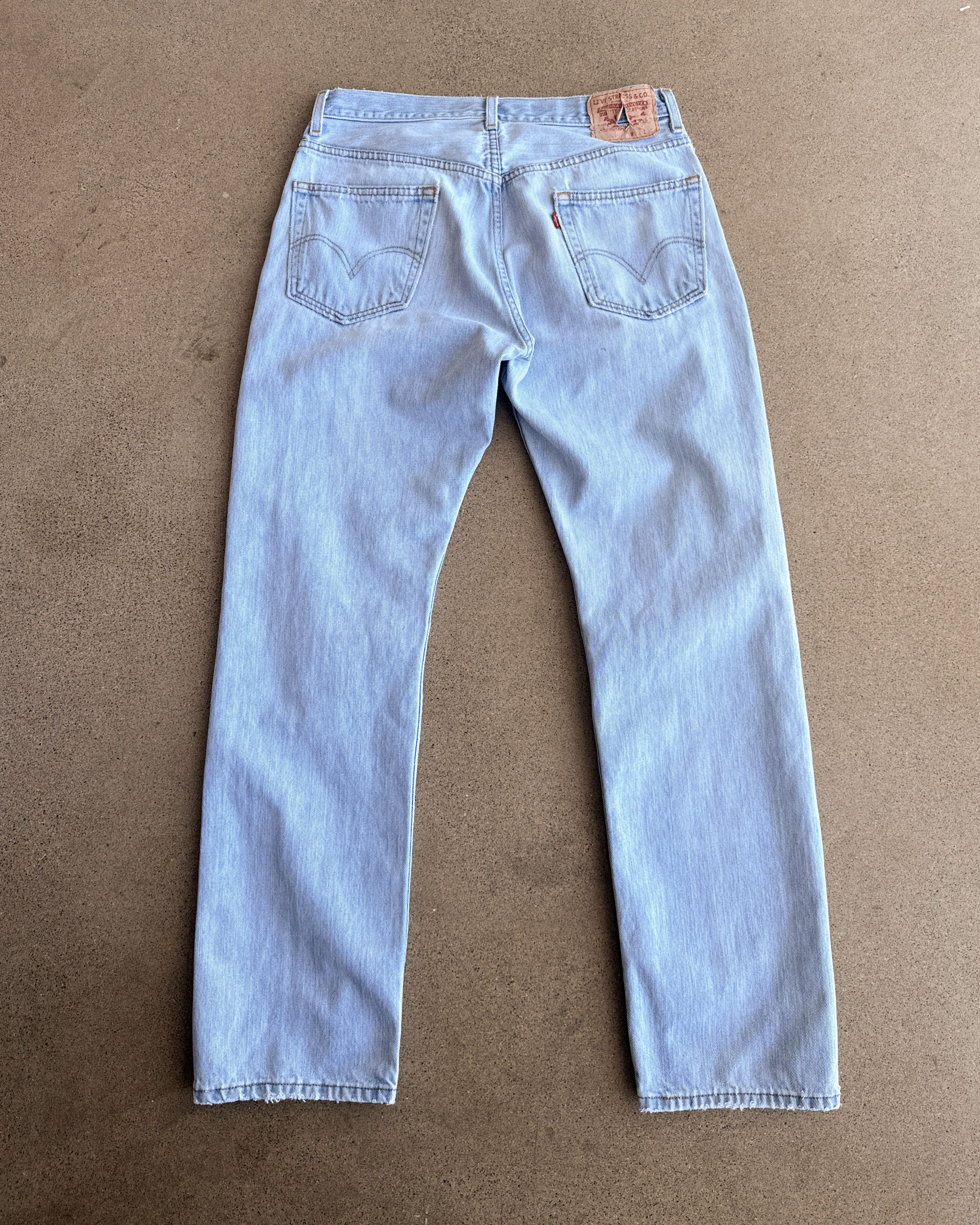 Levi's Vintage 2000s Levi's 505 Jeans Light Wash Distressed Mens 32 Size US 32 / EU 48 - 5 Thumbnail