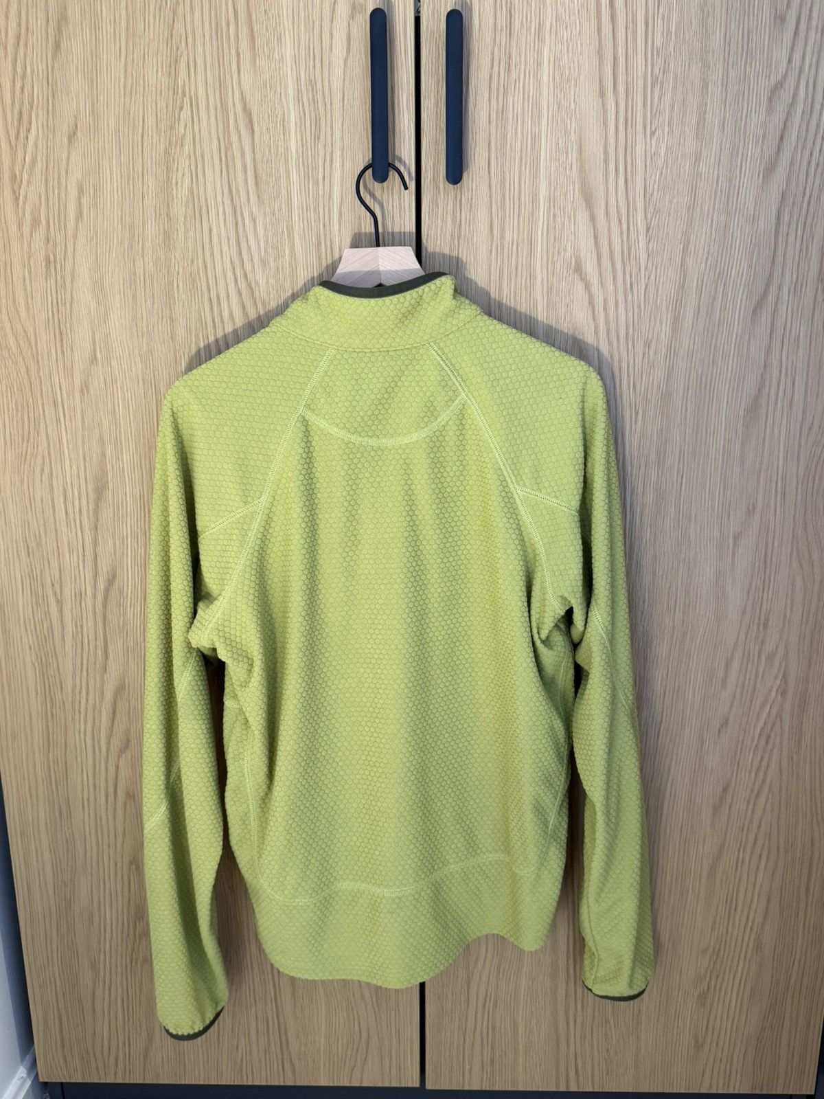 Palace Palace Run It 1/2 Zip Thermal Track Jacket - Green - Size M Size US M / EU 48-50 / 2 - 5 Thumbnail