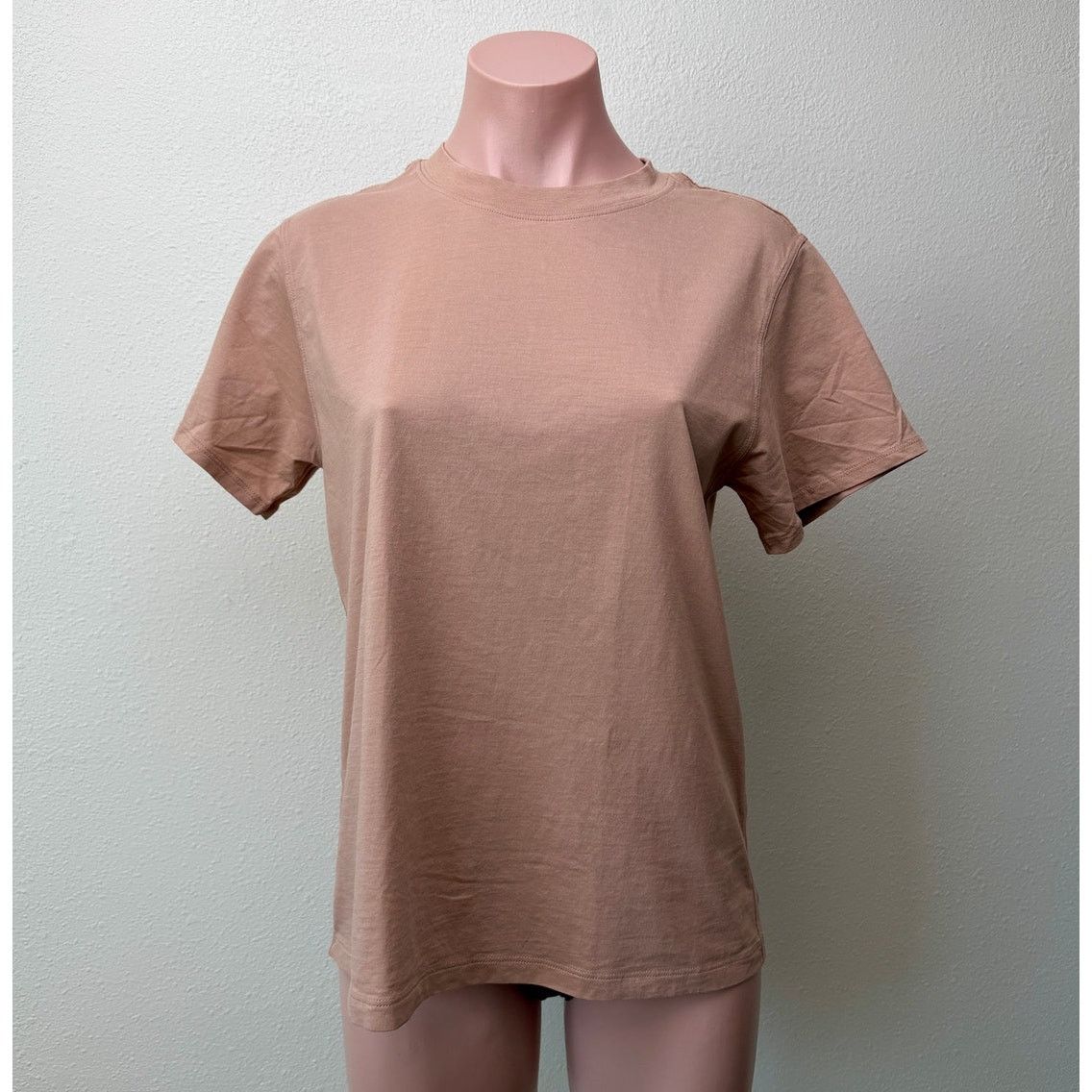 Lululemon Lululemon All Yours Cotton Tee Twilight Rose Women 8 Size M / US 6-8 / IT 42-44 - 1 Thumbnail