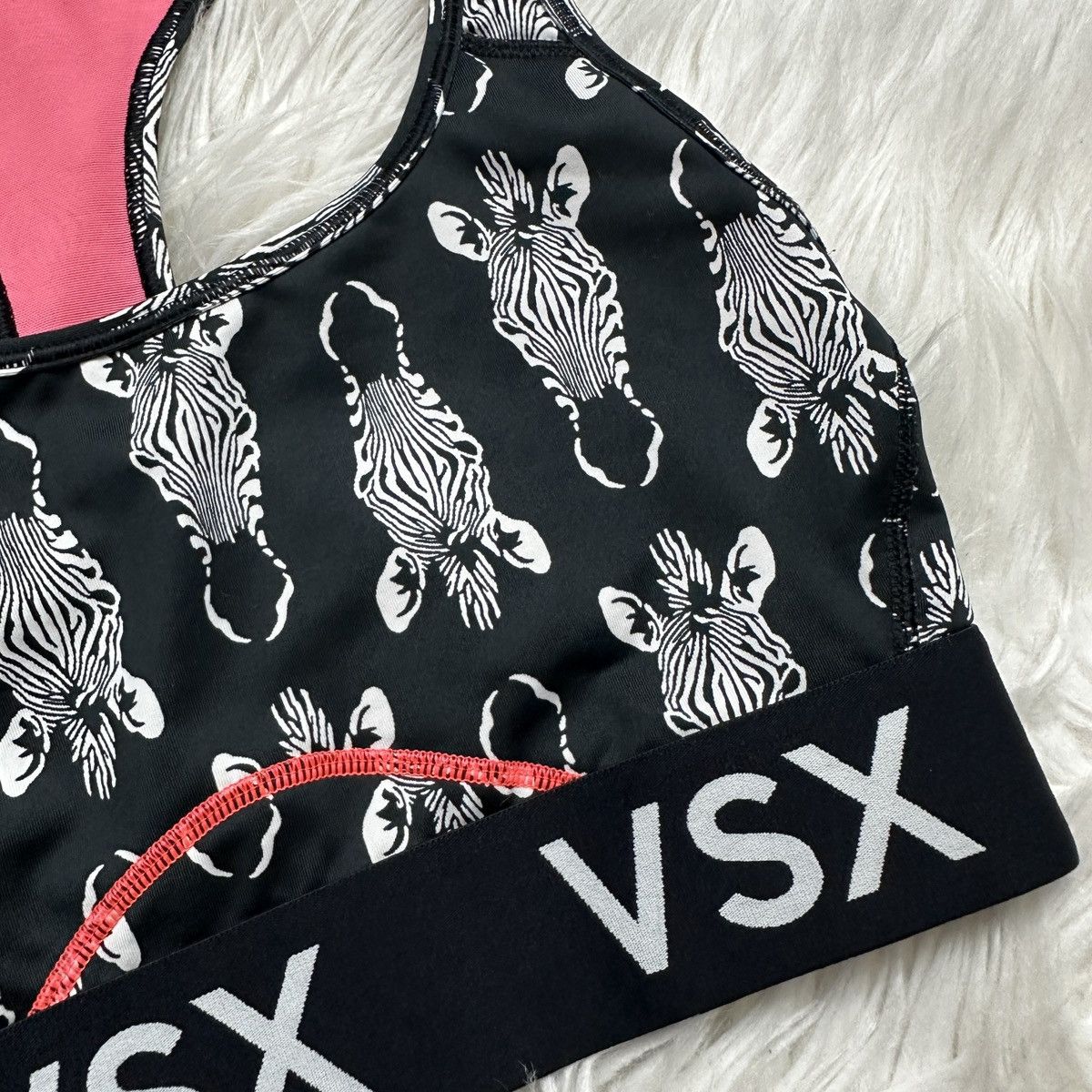 Victoria's Secret Sport tops Victoria’s Secret VSX Sport Size XS / US 0-2 / IT 36-38 - 2 Thumbnail