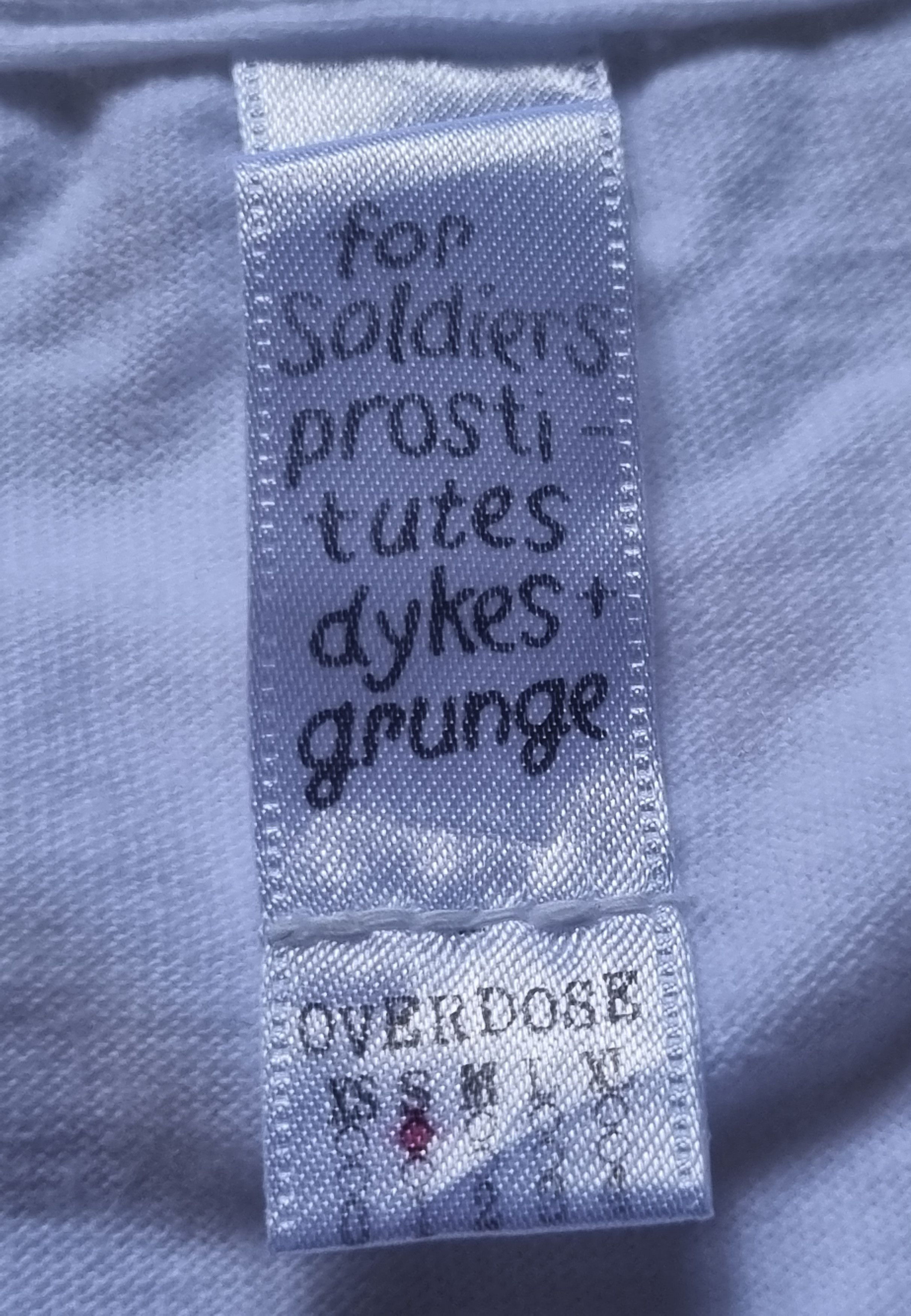 Japanese Brand Overdose X Takayuki Tanaka Kurt Cobain Queen Tshirt Size US S / EU 44-46 / 1 - 11 Thumbnail