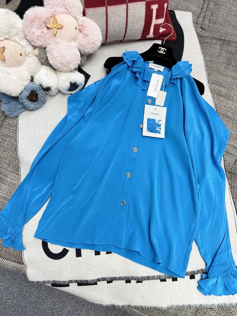 Chanel Chanel Blue ruffled off-the-shoulder silk shirt Size XS / US 0-2 / IT 36-38 - 2 Thumbnail