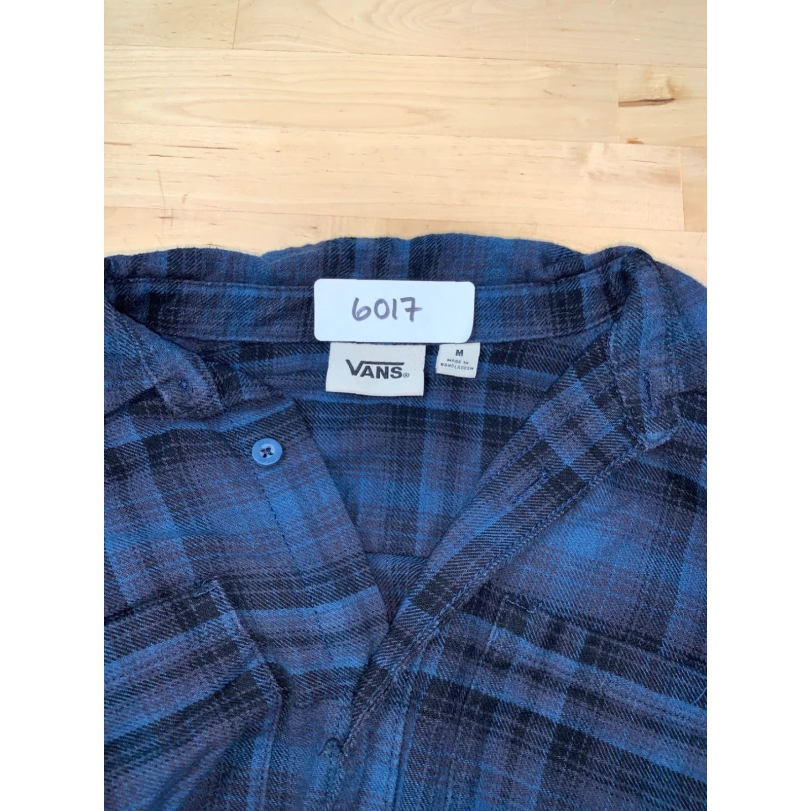 Vans Vans Flannel Womens M Blue Button-Up Plaid Shirt Off the Wall #6017 Size M / US 6-8 / IT 42-44 - 3 Thumbnail