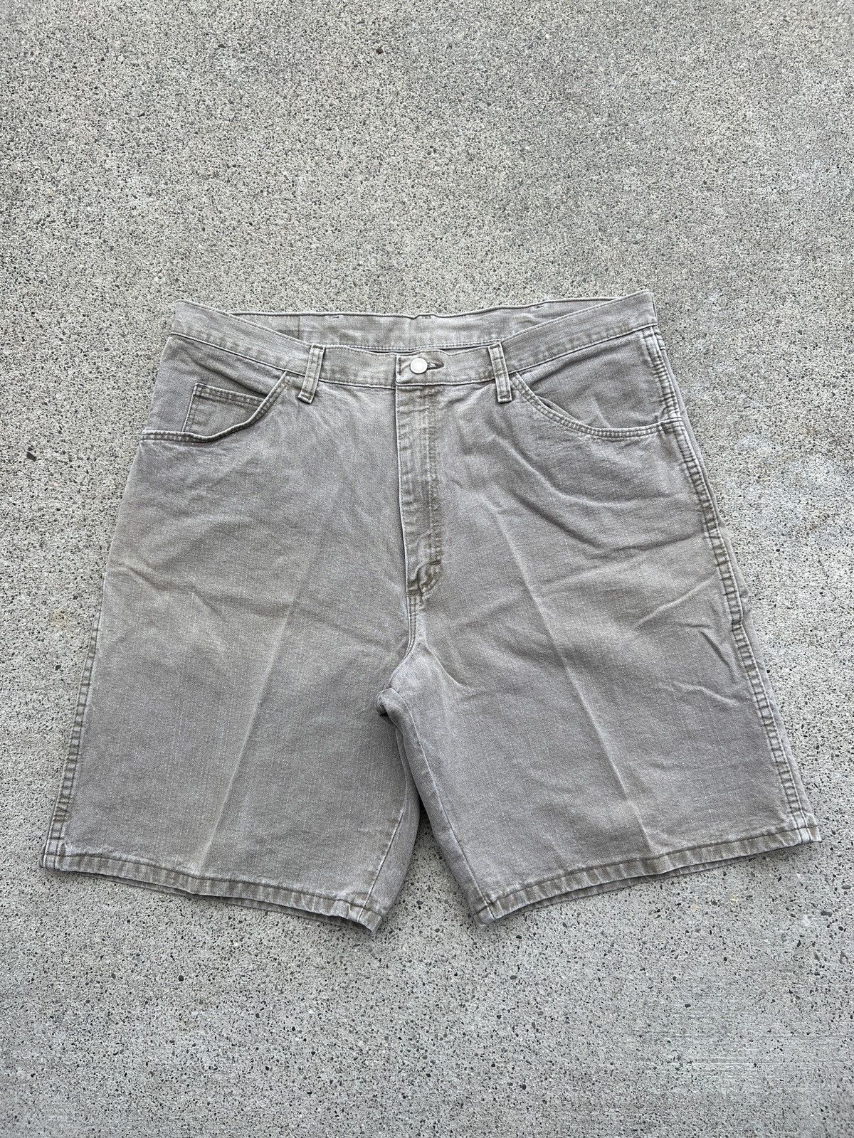 Vintage × Wrangler Vintage Wrangler Light Tan Khaki Relaxed Denim Shorts Sz. 36 Size US 36 / EU 52 - 1 Thumbnail