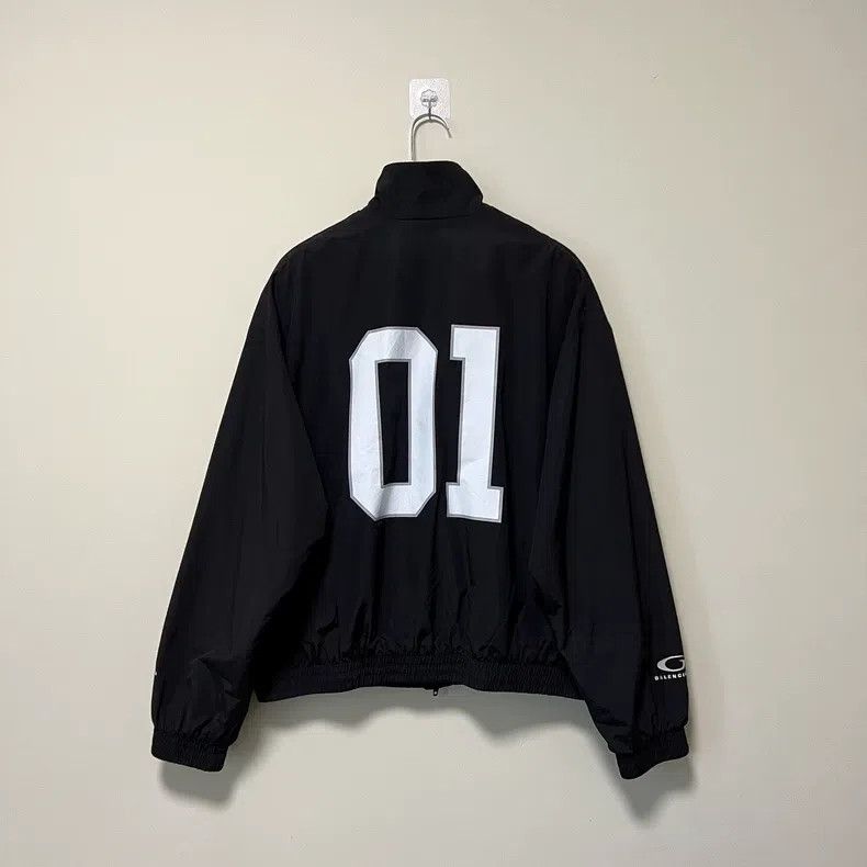 Balenciaga Balenciaga Letter Printed Zip-Up Long Sleeve Jacket Size US M / EU 48-50 / 2 - 2 Thumbnail