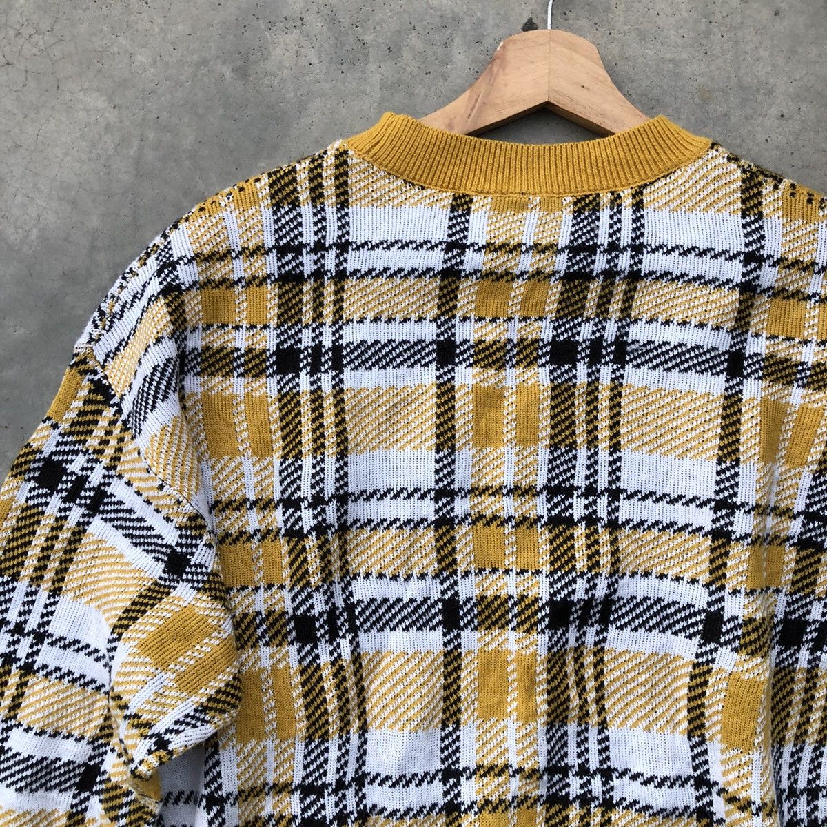 Japanese Brand 🔴Vintage Divided Knitt Pullover checkered Pattern Sweater Size US L / EU 52-54 / 3 - 9 Thumbnail