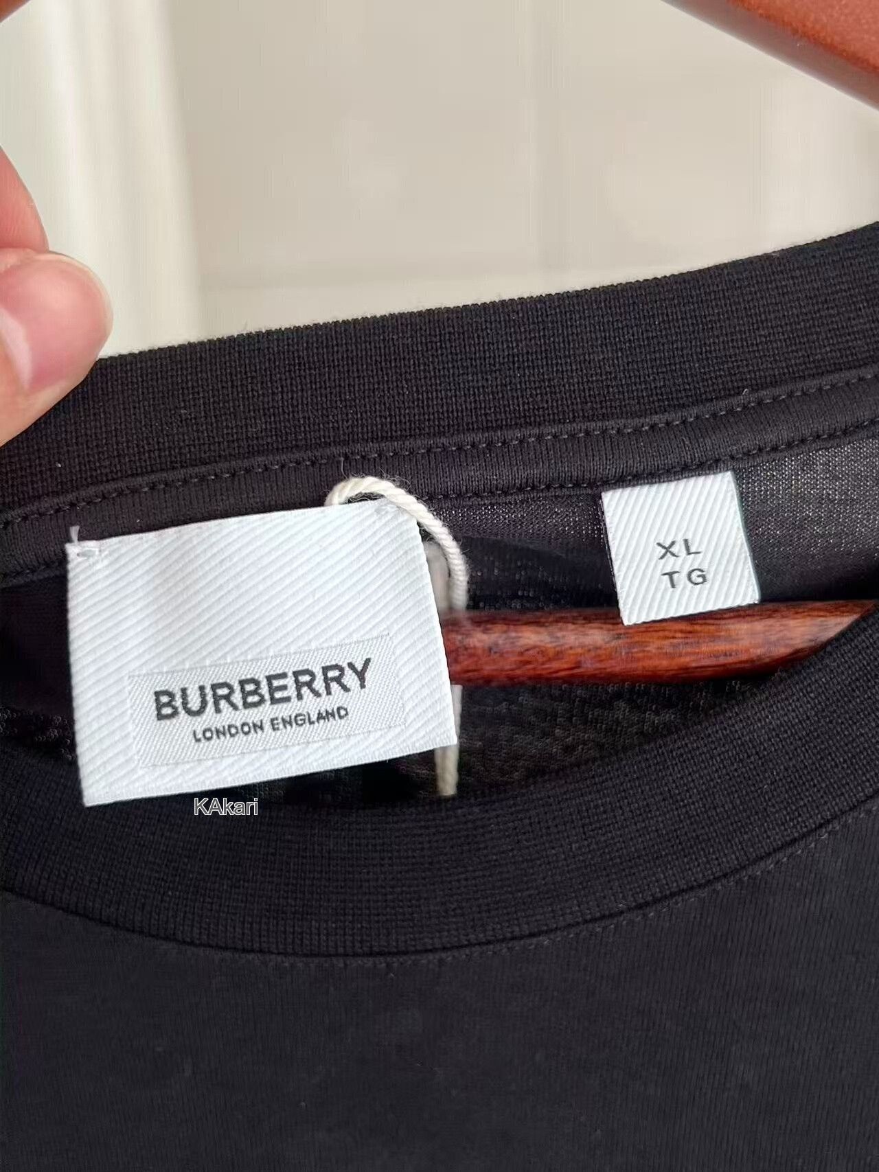 Burberry Burberry Short-Sleeve T-Shirt XL Size US XL / EU 56 / 4 - 3 Thumbnail