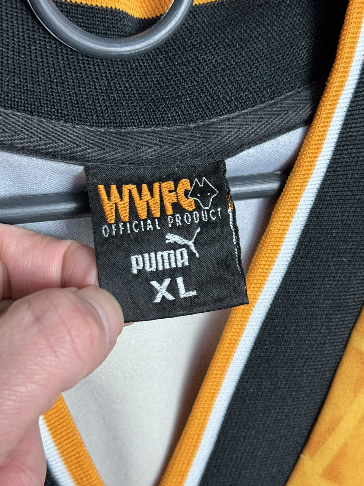 Puma Wolverhampton Wanderers 96/98 Home Football Jersey Size US XL / EU 56 / 4 - 21 Thumbnail