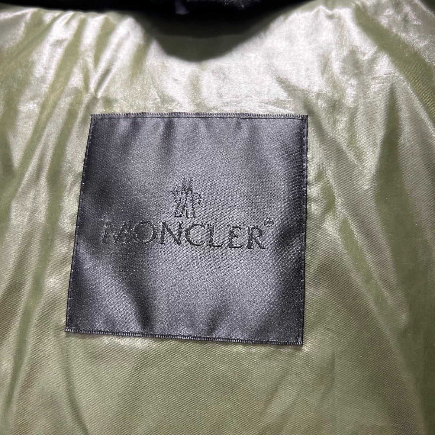 Moncler Moncler x und down jacket like new size 2 Size M / US 6-8 / IT 42-44 - 3 Thumbnail