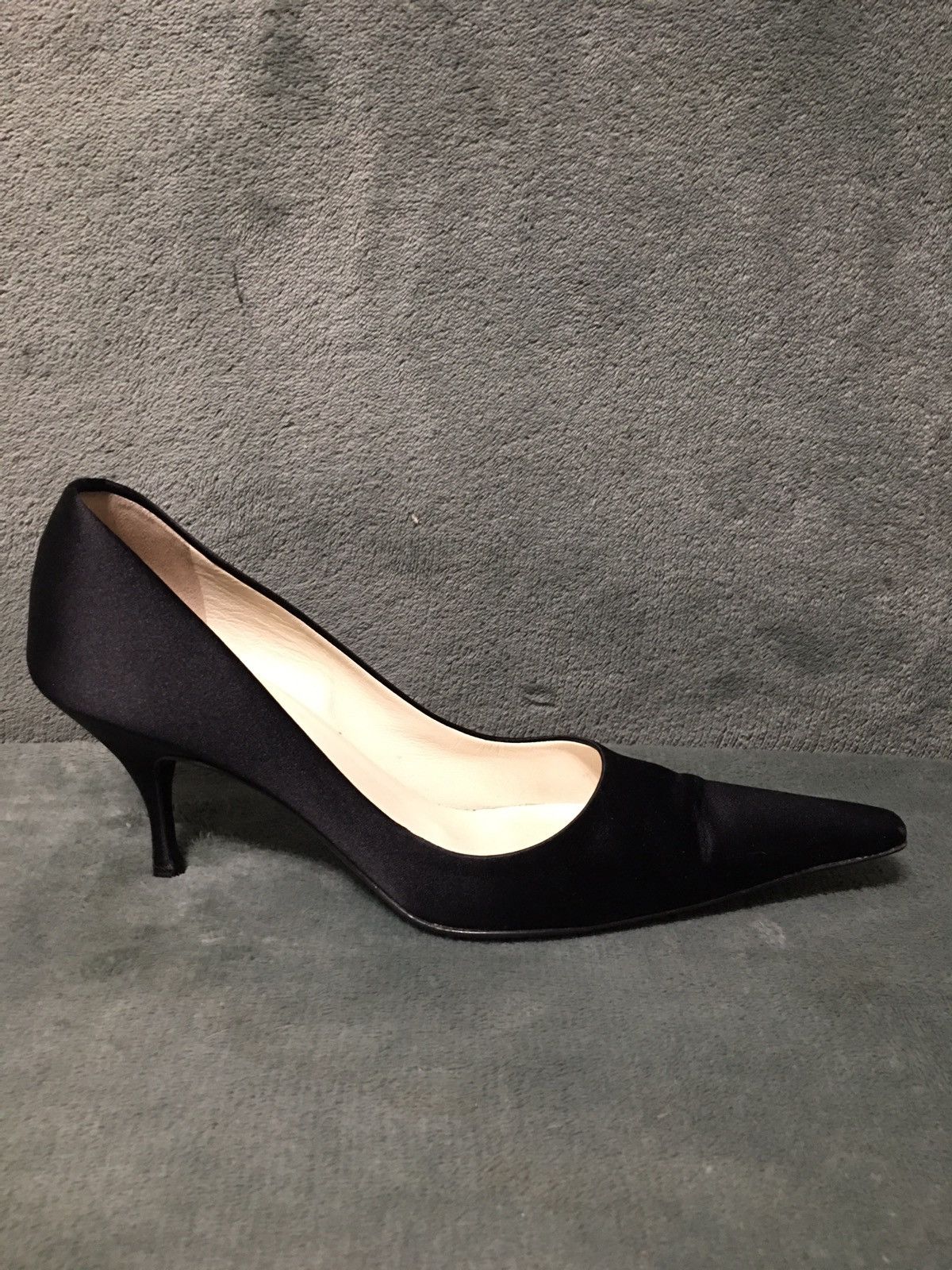 Prada PRADA Black Satin Kitten Heels Evening Shoe EU 38.5 Size US 8.5 / IT 38.5 - 8 Thumbnail