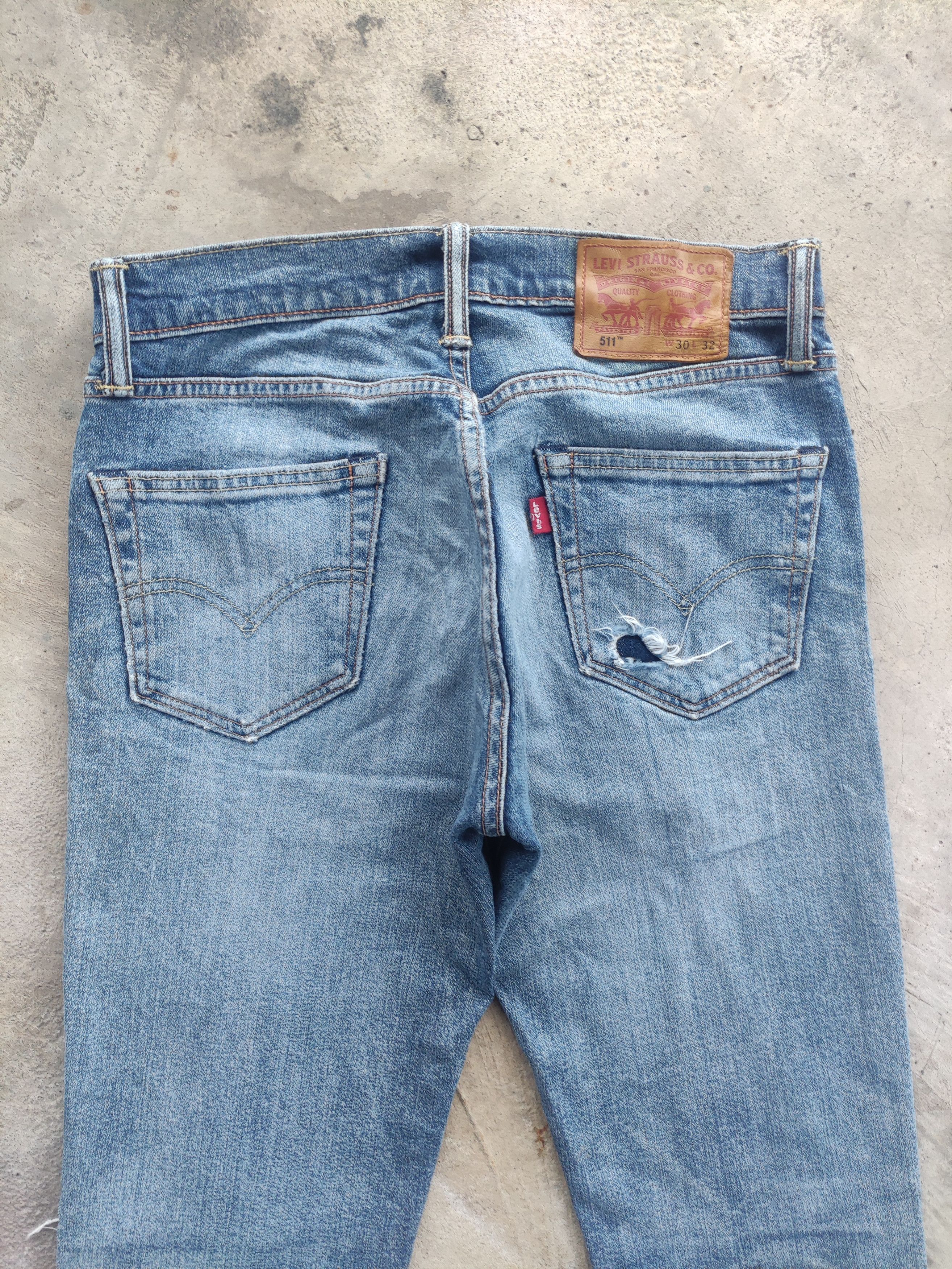 Levi's Vintage Levis 511 Jean Distressed Faded Denim Size US 31 - 9 Thumbnail