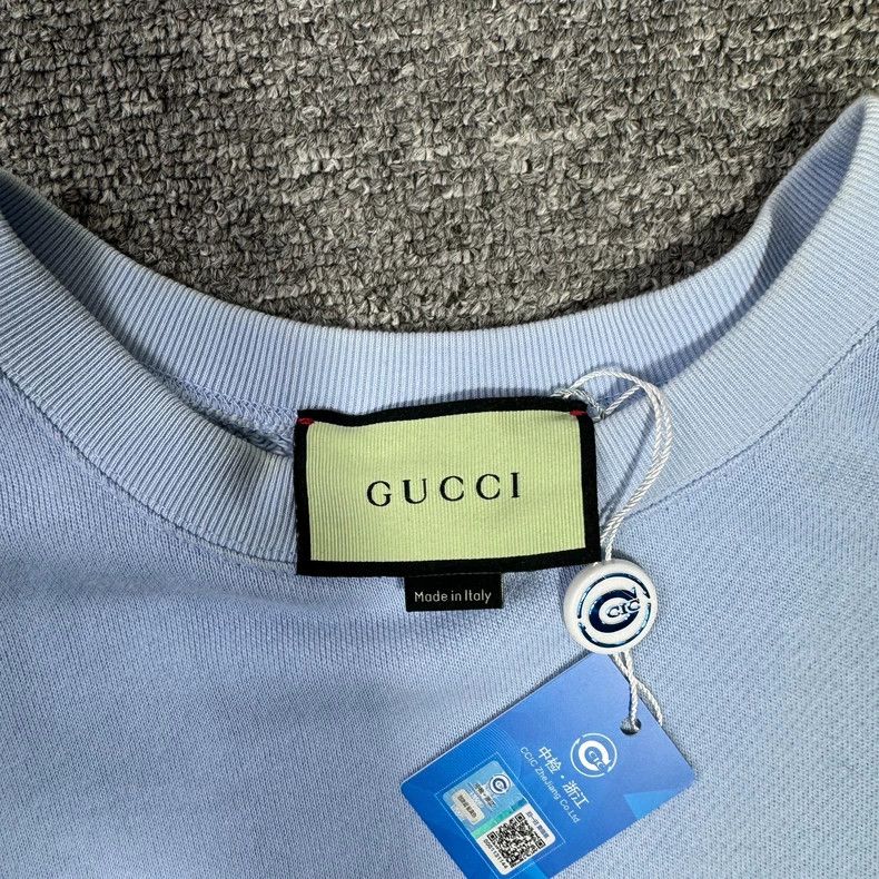Gucci Gucci Valentine's Day Limited Square Apple Sweatshirt Size US S / EU 44-46 / 1 - 2 Thumbnail